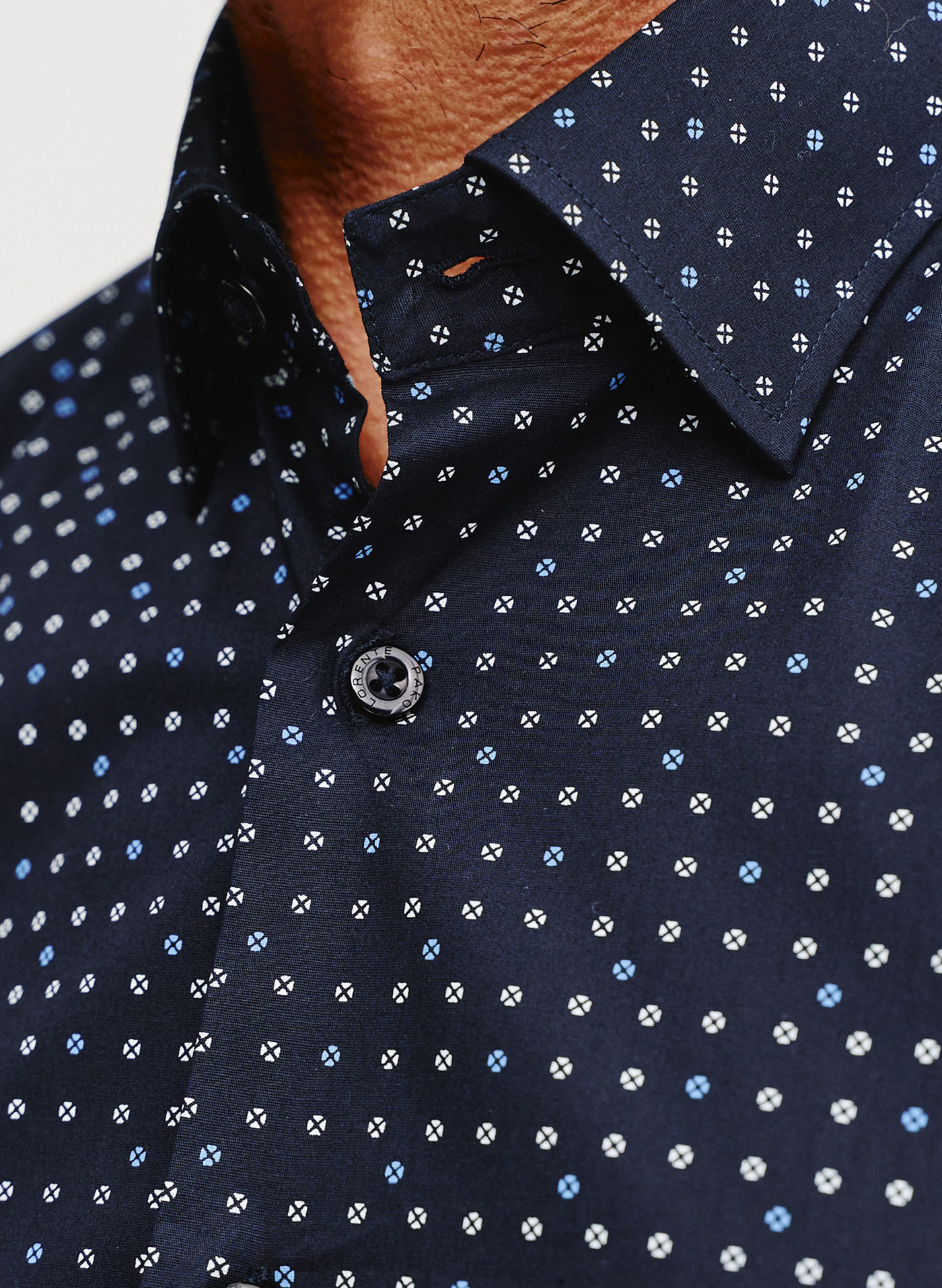 Granatowa koszula męska w mikrowzór - Pako Lorente