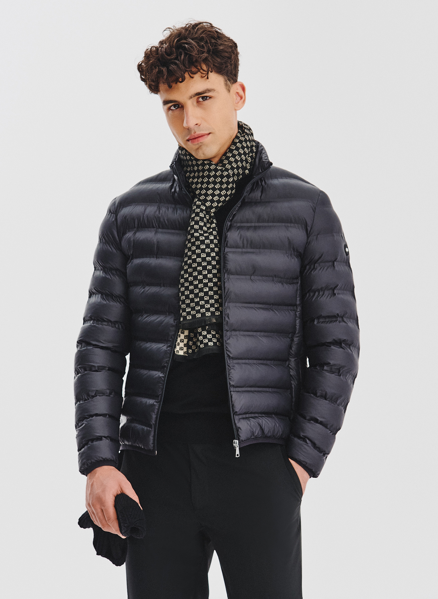 Czarna kurtka pikowana - Pako Lorente