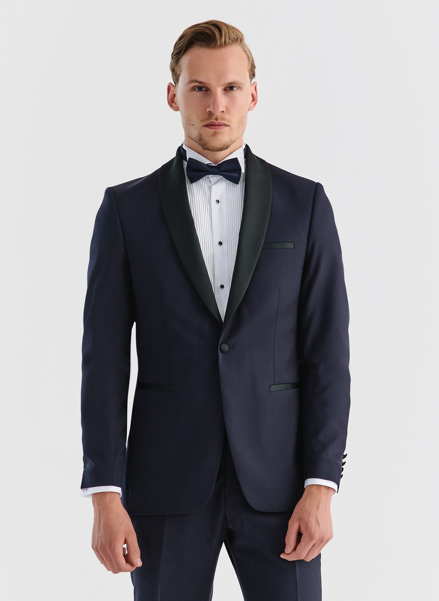 Biała smokingowa koszula męska - Pako Lorente