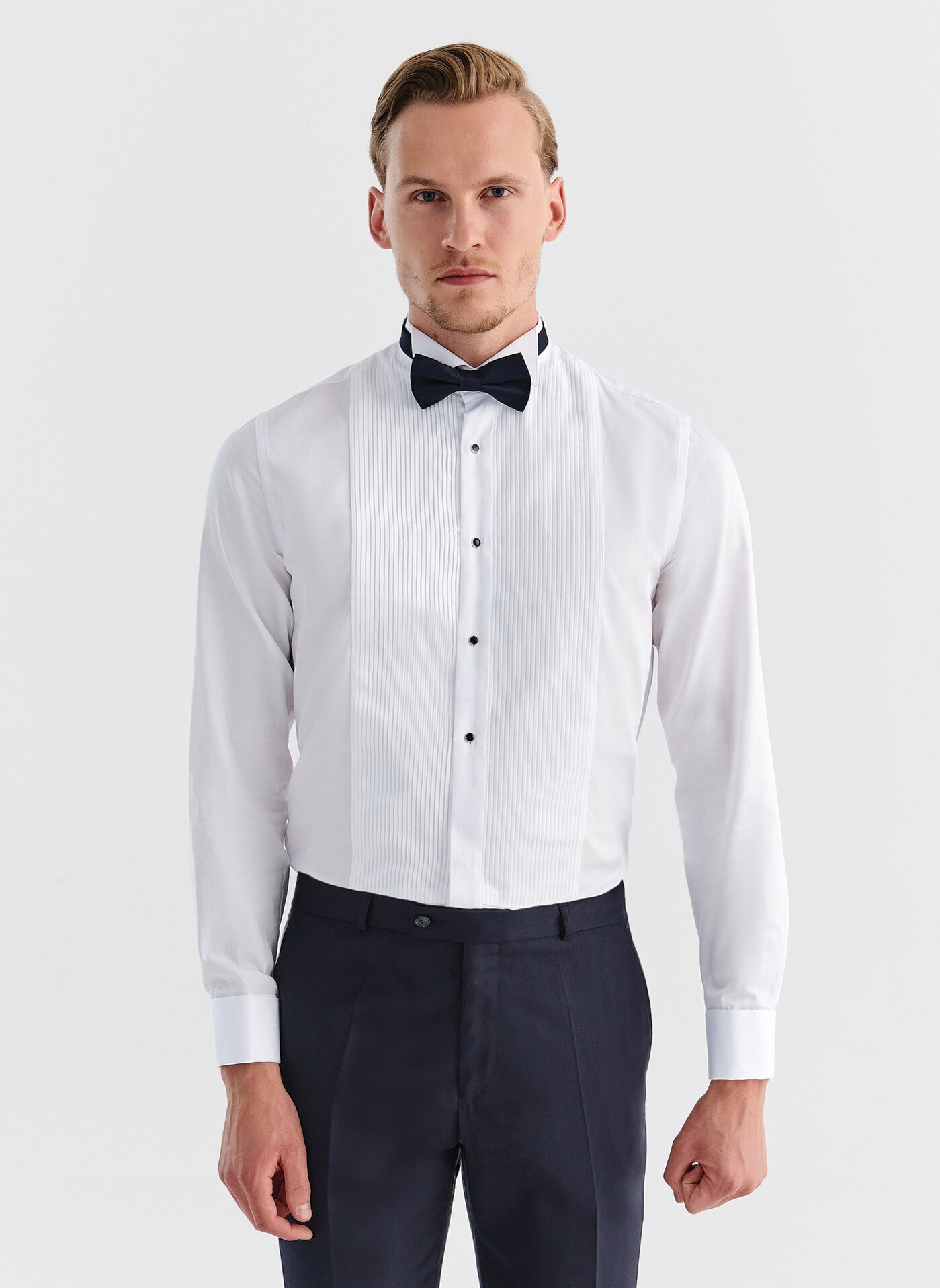 Biała smokingowa koszula męska - Pako Lorente