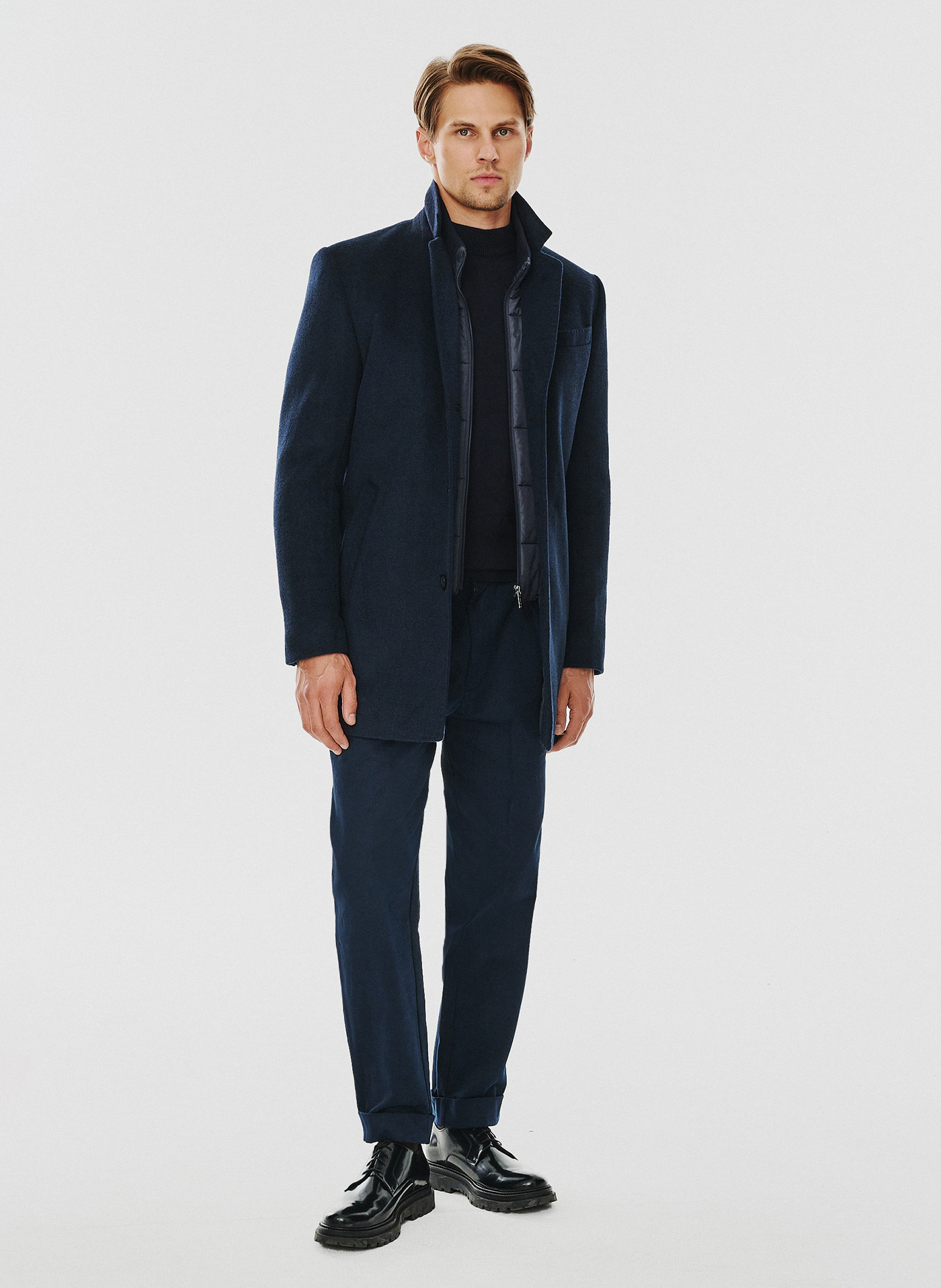 Granatowy płaszcz męski z odpinaną stójką - Pako Lorente