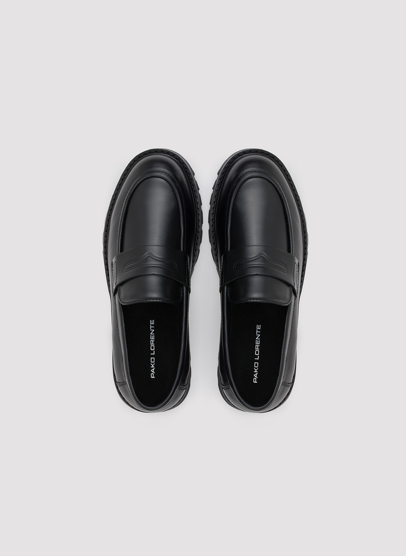 Czarne loafersy męskie - Pako Lorente