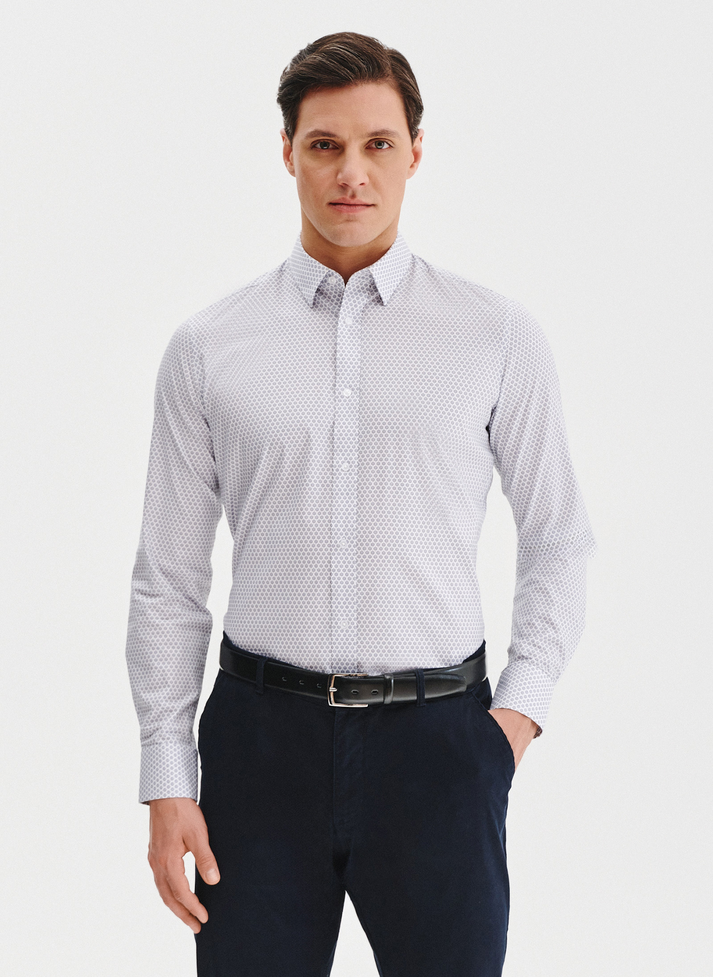 Biała koszula męska w mikrowzór - Pako Lorente