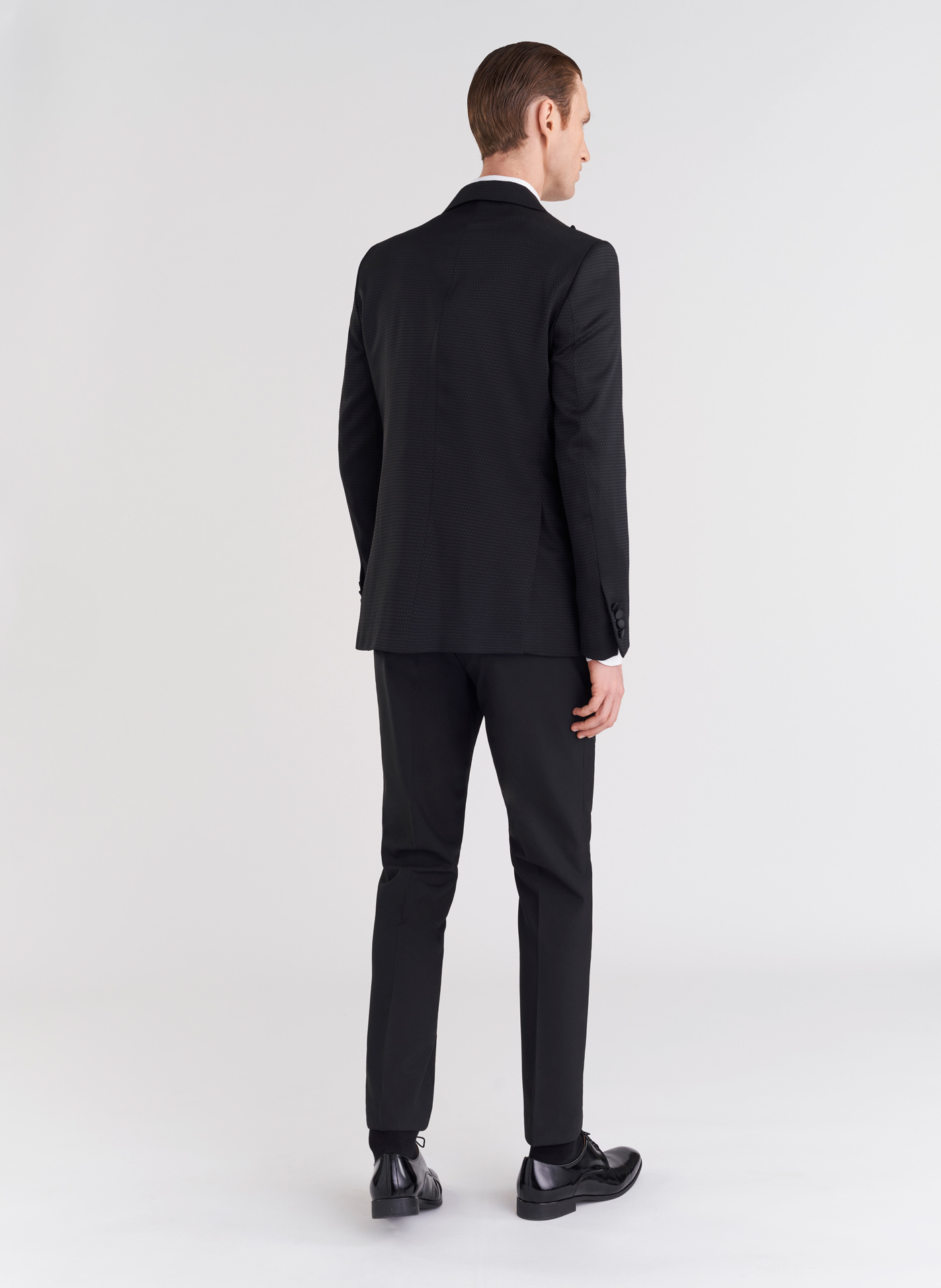 Czarna marynarka smokingowa w mikrowzór - Pako Lorente