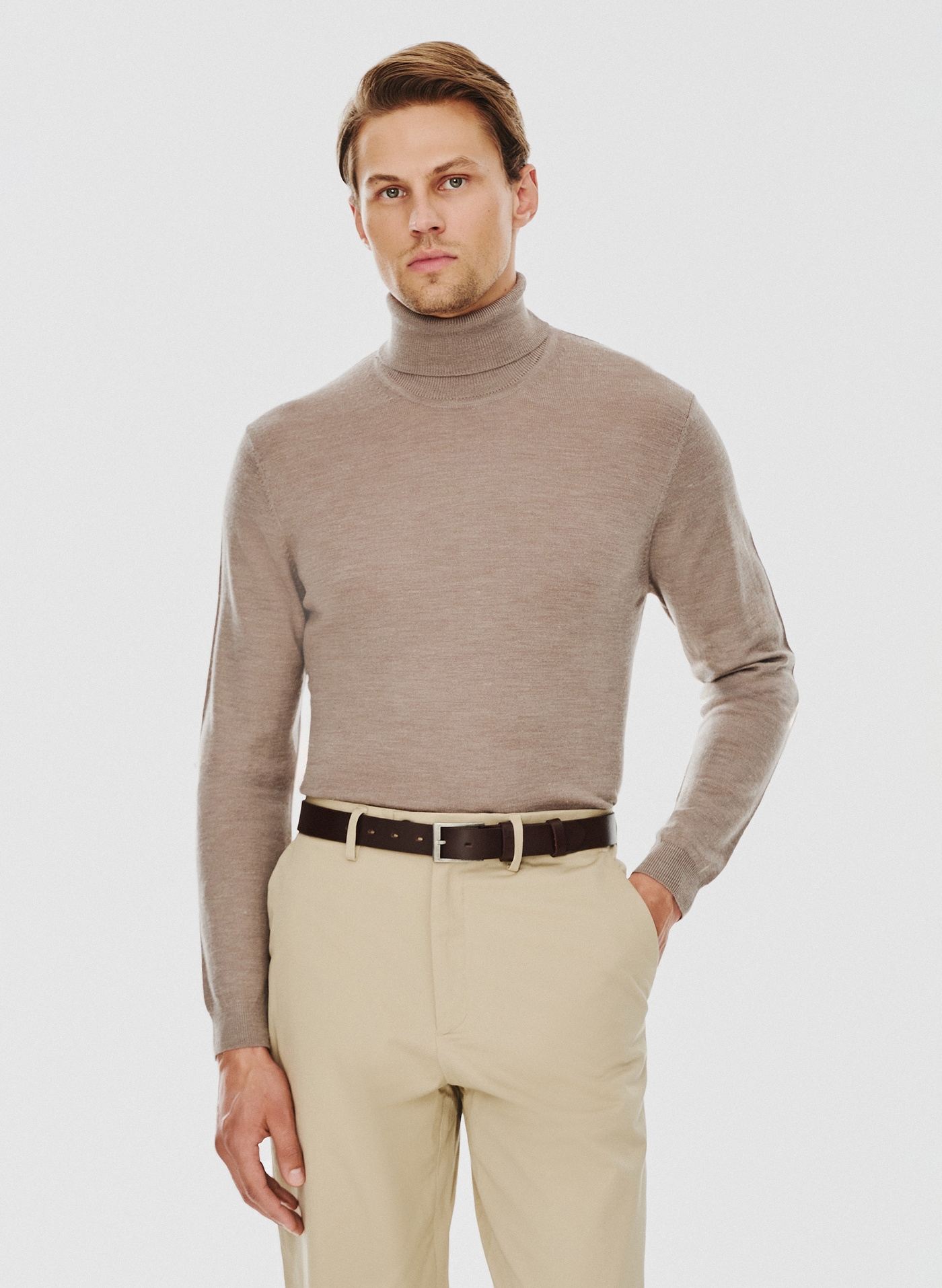 Męski golf w kolorze beżowym - Pako Lorente