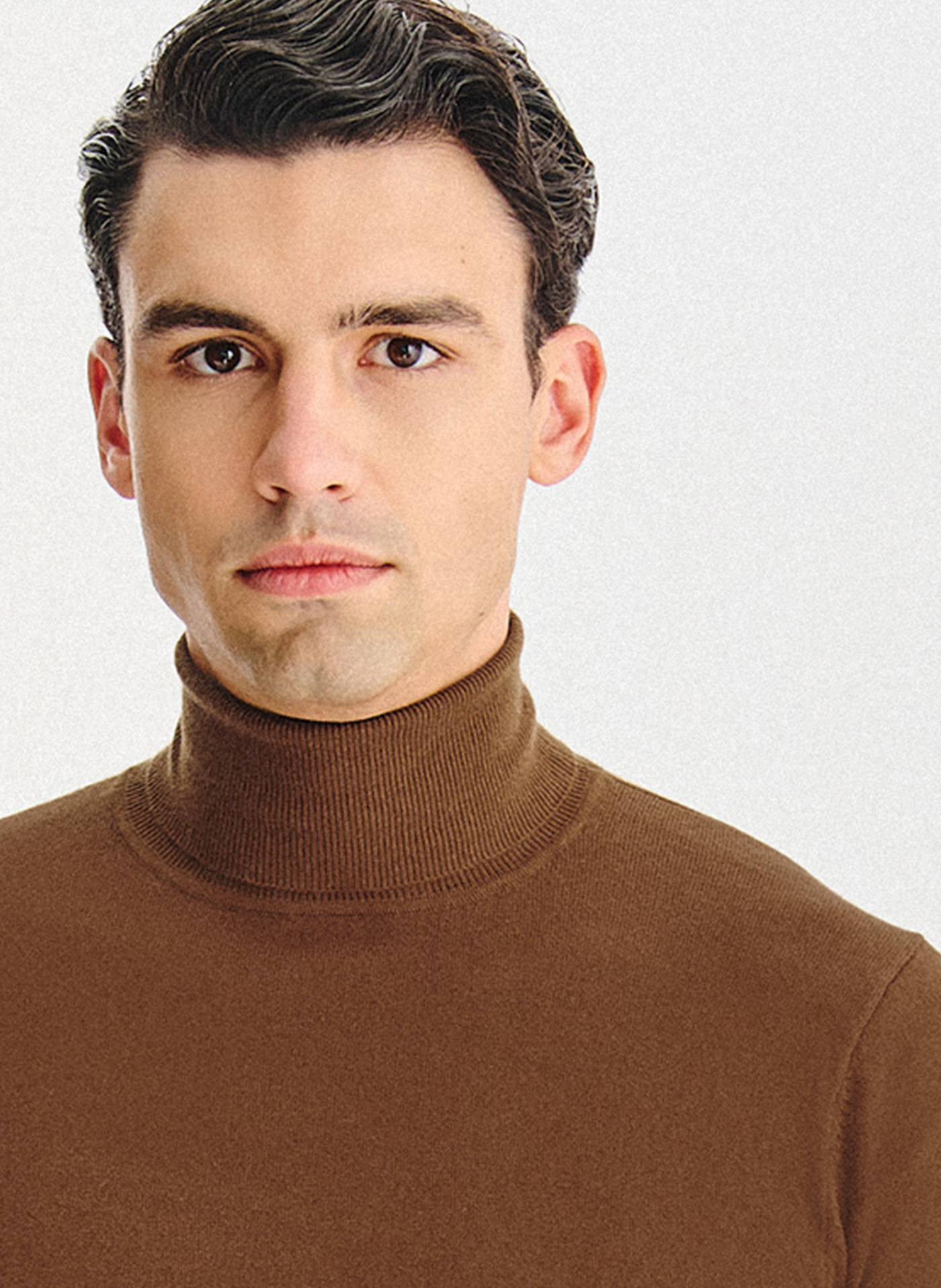 PALKO LORENTE - Kamelowy gładki golf męski - Pako Lorente