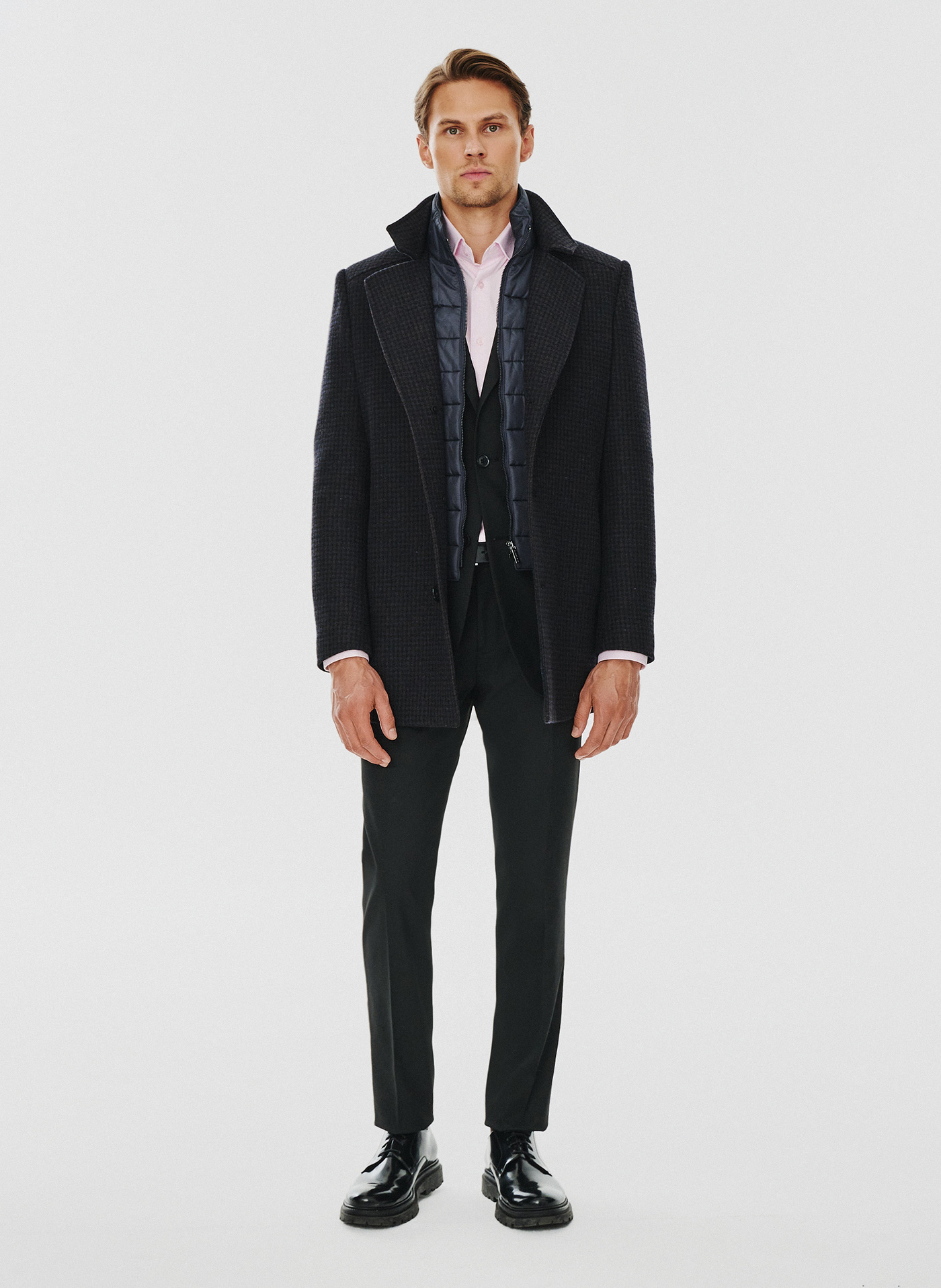 Brązowy płaszcz męski w drobną kratę - Pako Lorente