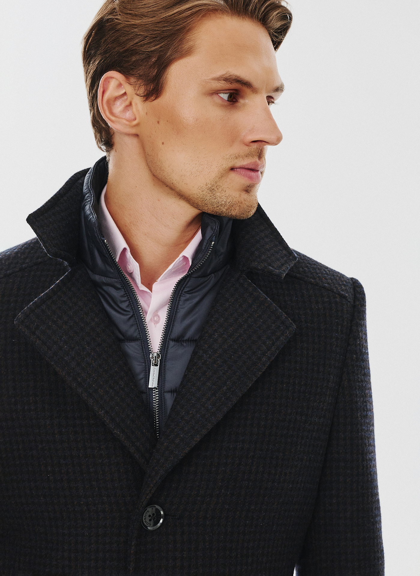 Brązowy płaszcz męski w drobną kratę - Pako Lorente