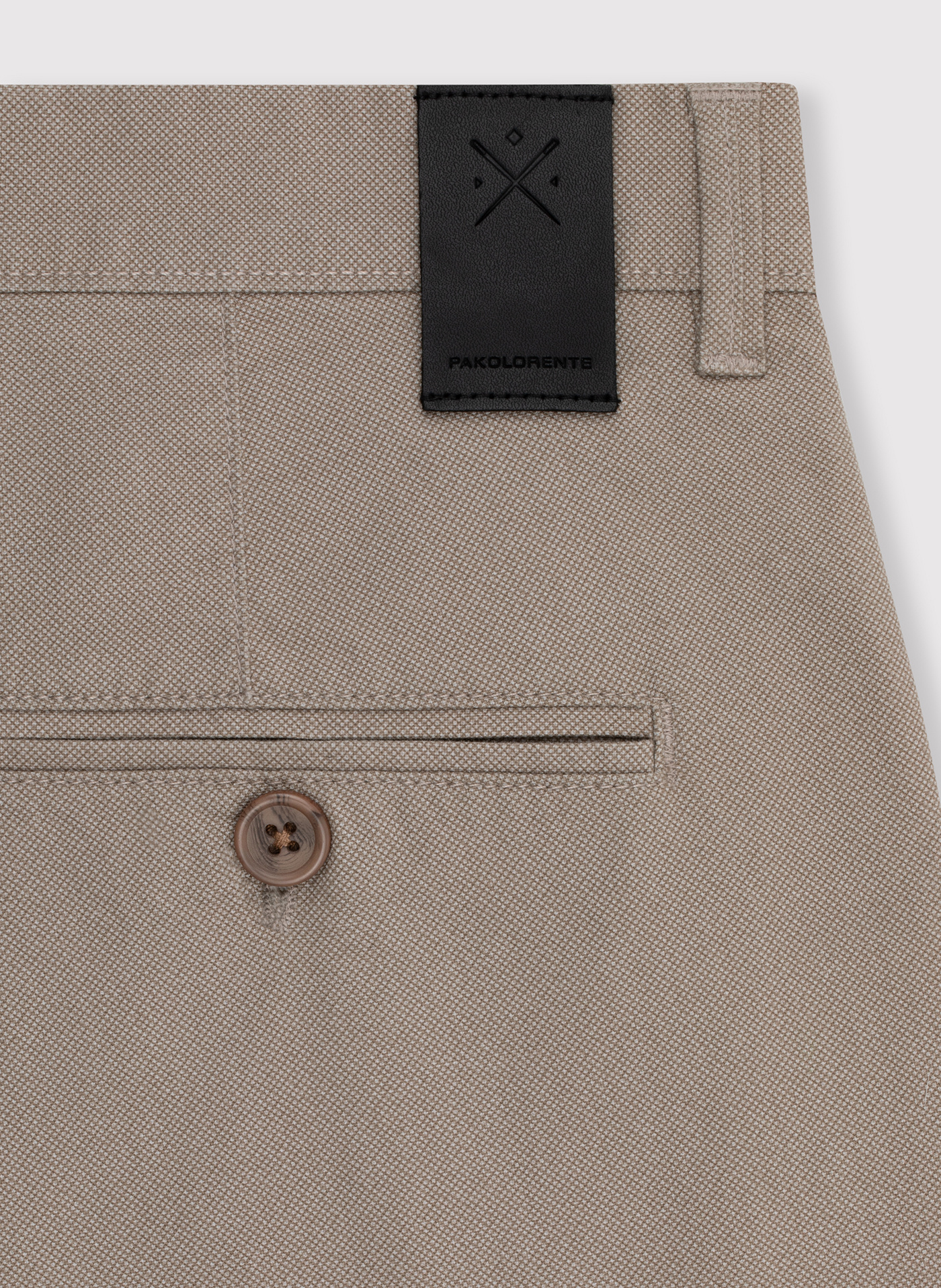 Męskie spodnie w kolorze beżowym P24SF-WX-001-E-S- Pako Lorente - Pako Lorente