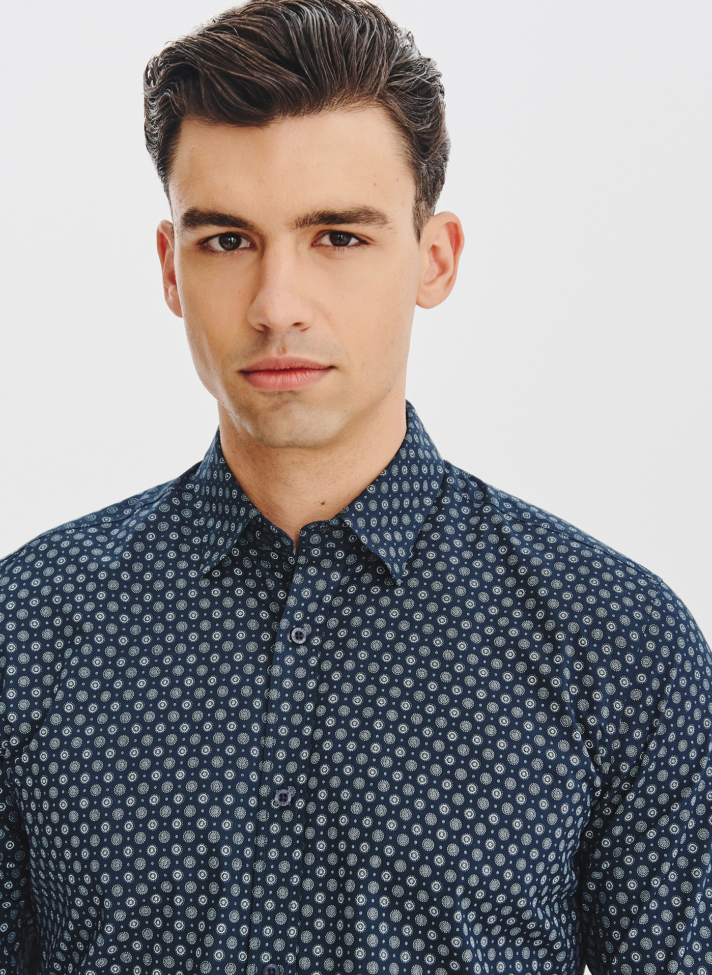 PAKO LORENTE - Granatowa koszula męska we wzór geometryczny - Pako Lorente