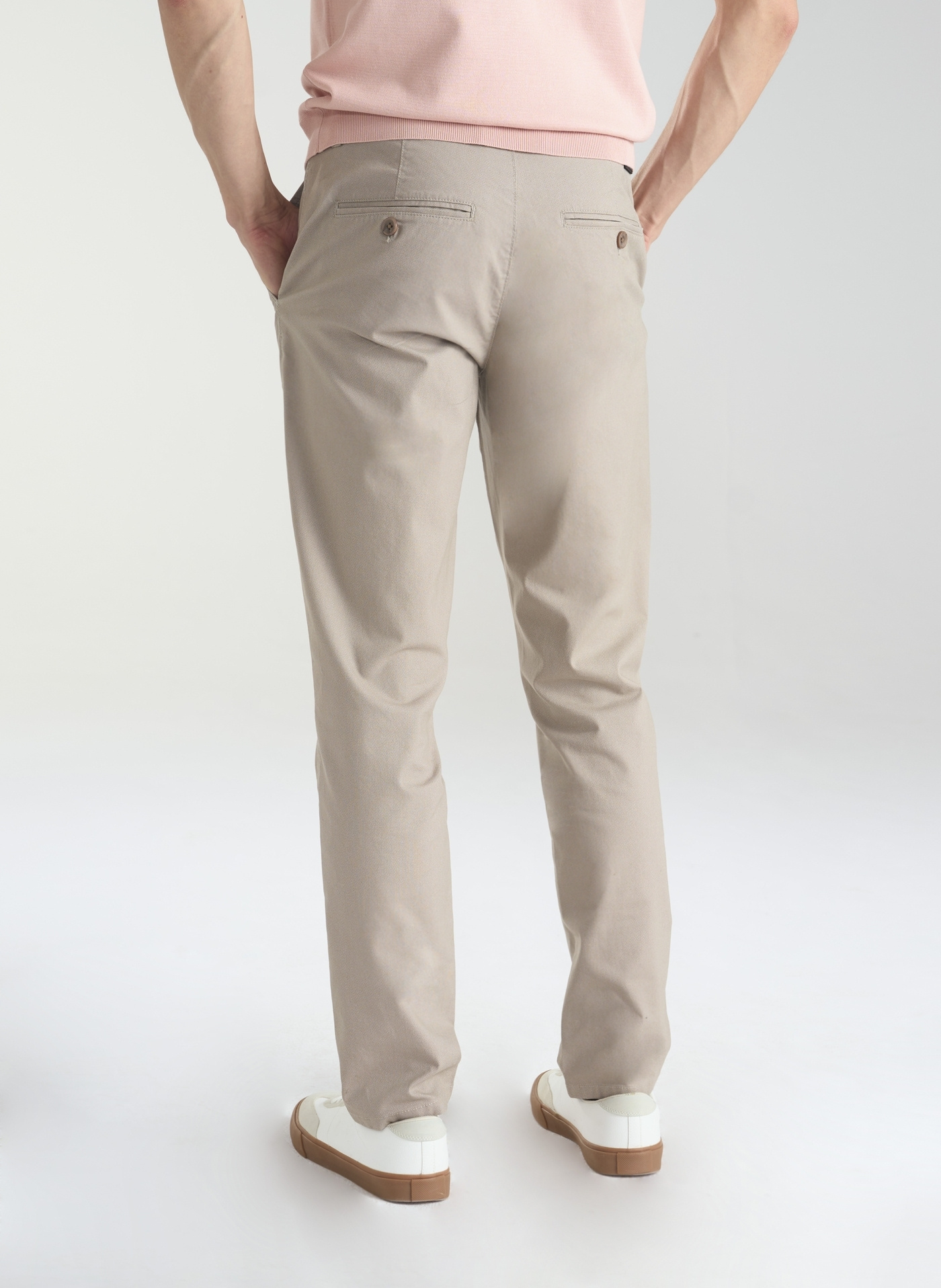 Męskie spodnie w kolorze beżowym P24SF-WX-001-E-S- Pako Lorente - Pako Lorente