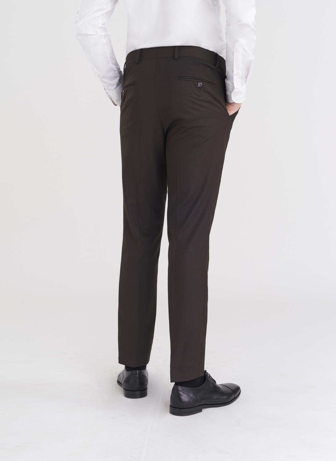 Brązowe spodnie w kant męskie - Pako Lorente