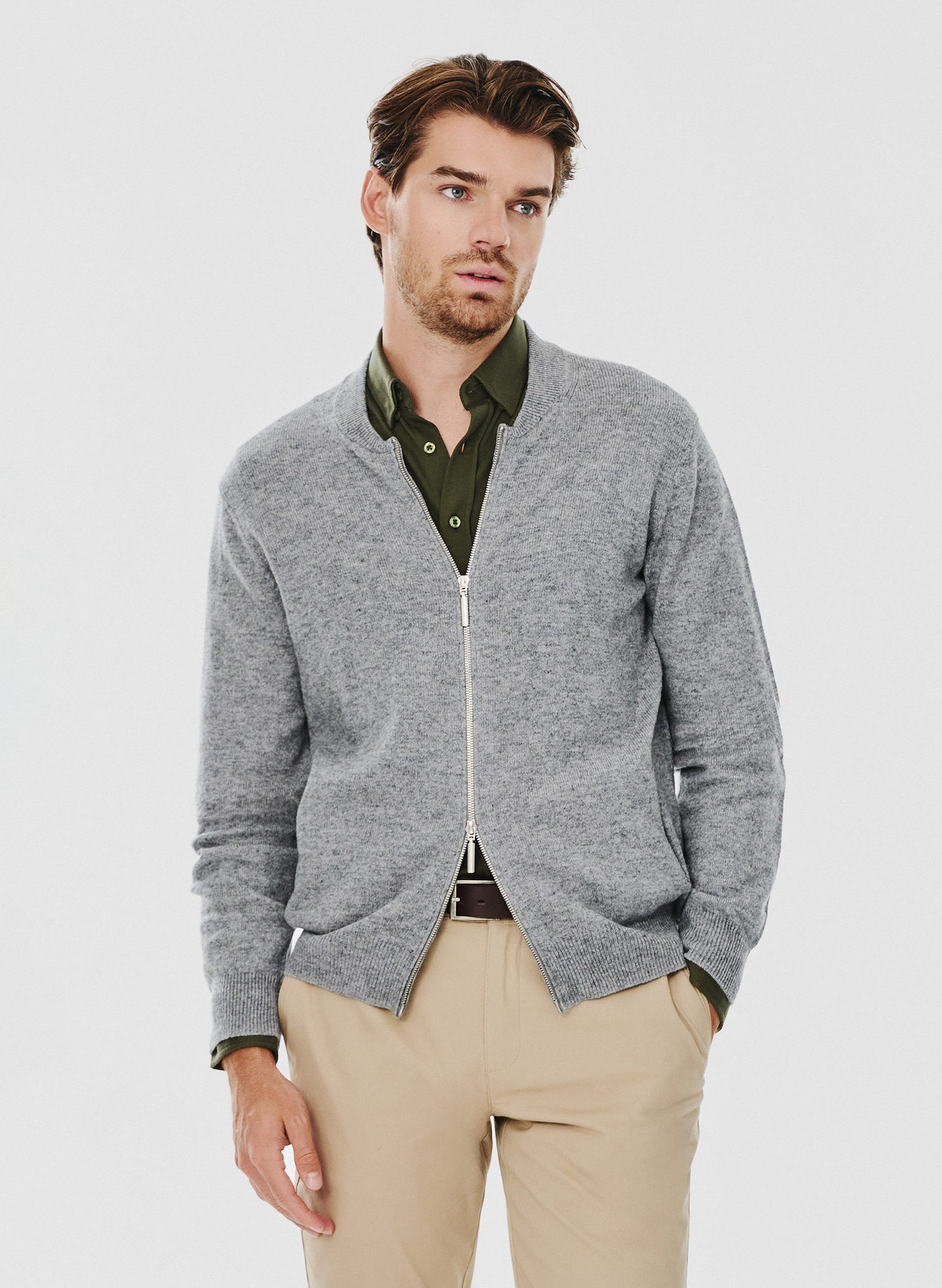 Sweter męski rozpinany w szarym kolorze - Pako Lorente