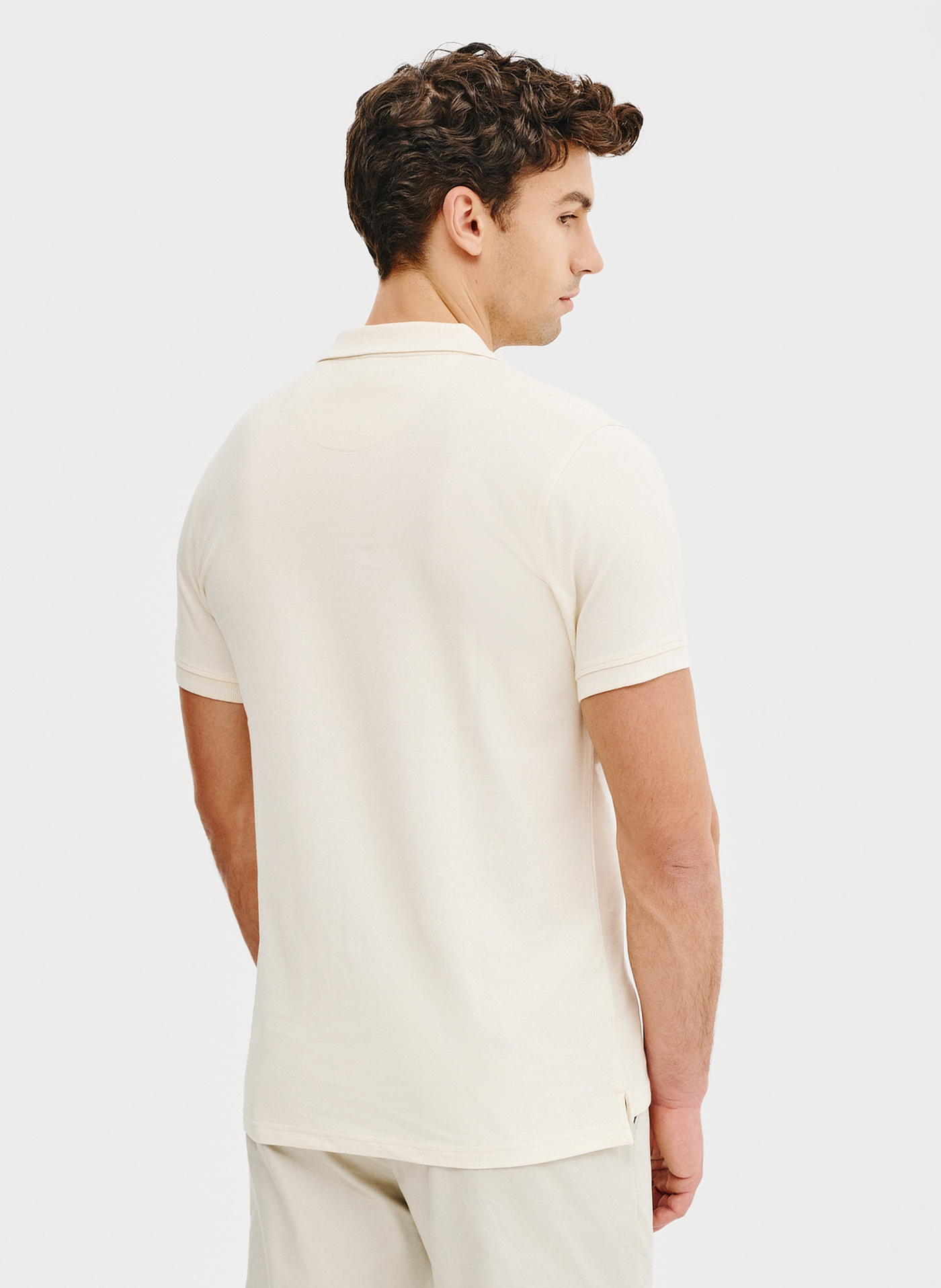 T-shirt polo w kolorze waniliowym - Pako Lorente