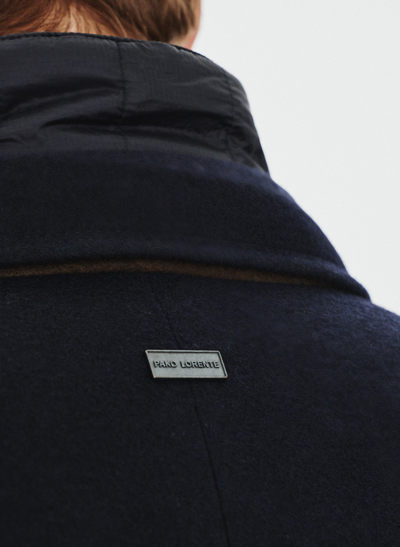 Męski płaszcz z wełną w kolorze granatowym - Pako Lorente