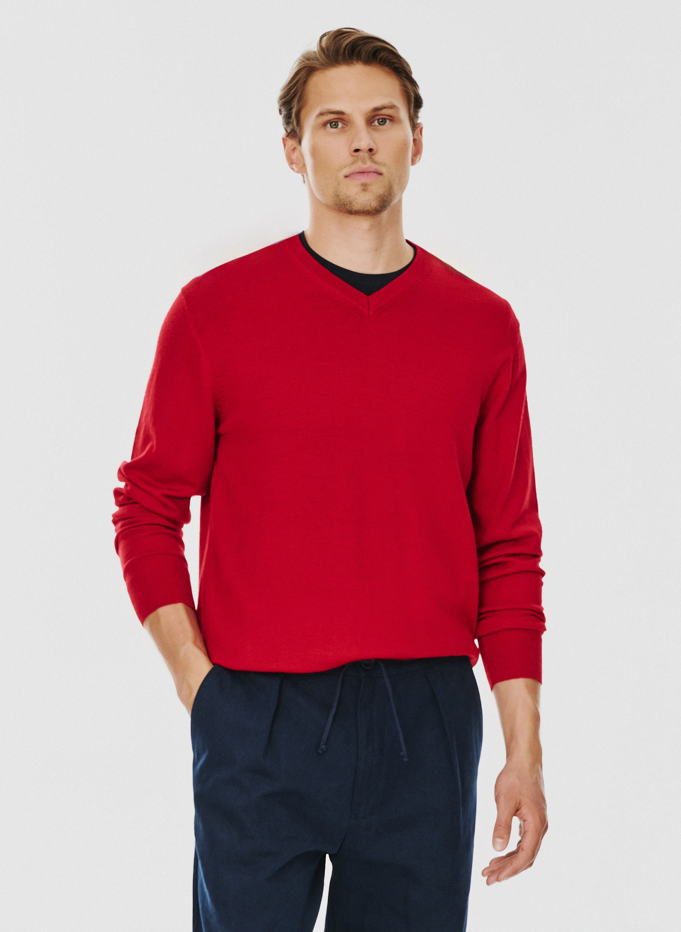Czerwony męski sweter w serek - Pako Lorente