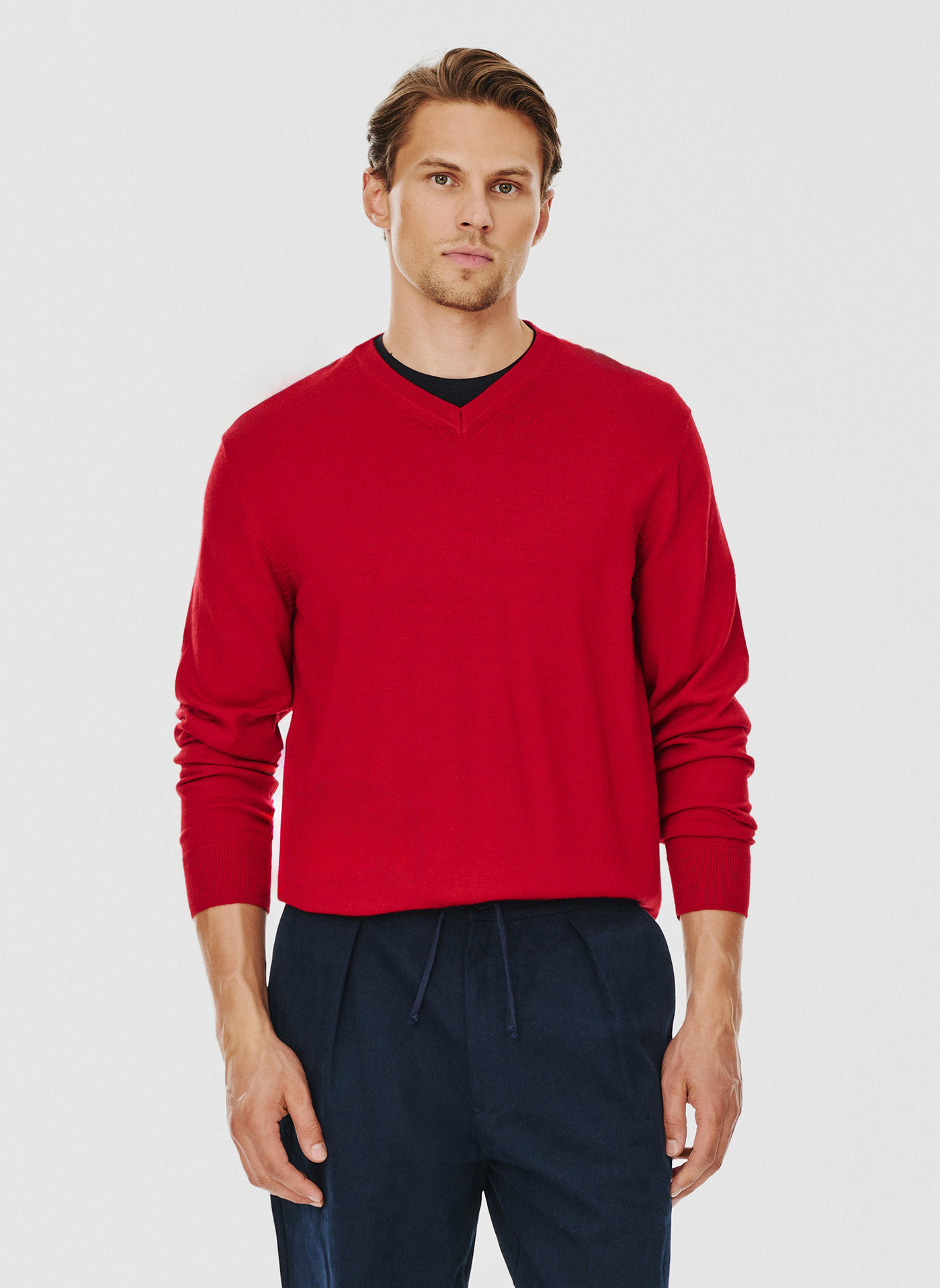 Czerwony męski sweter w serek - Pako Lorente