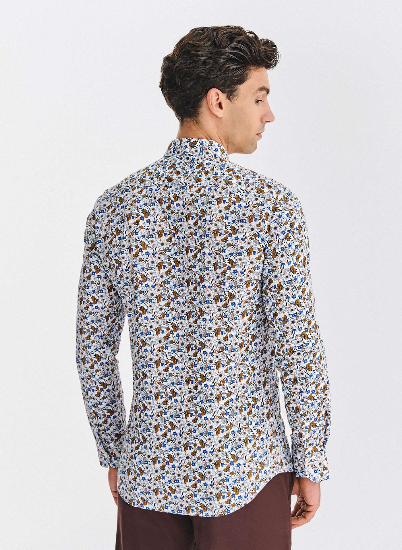 Biała koszula w kwiaty - Pako Lorente