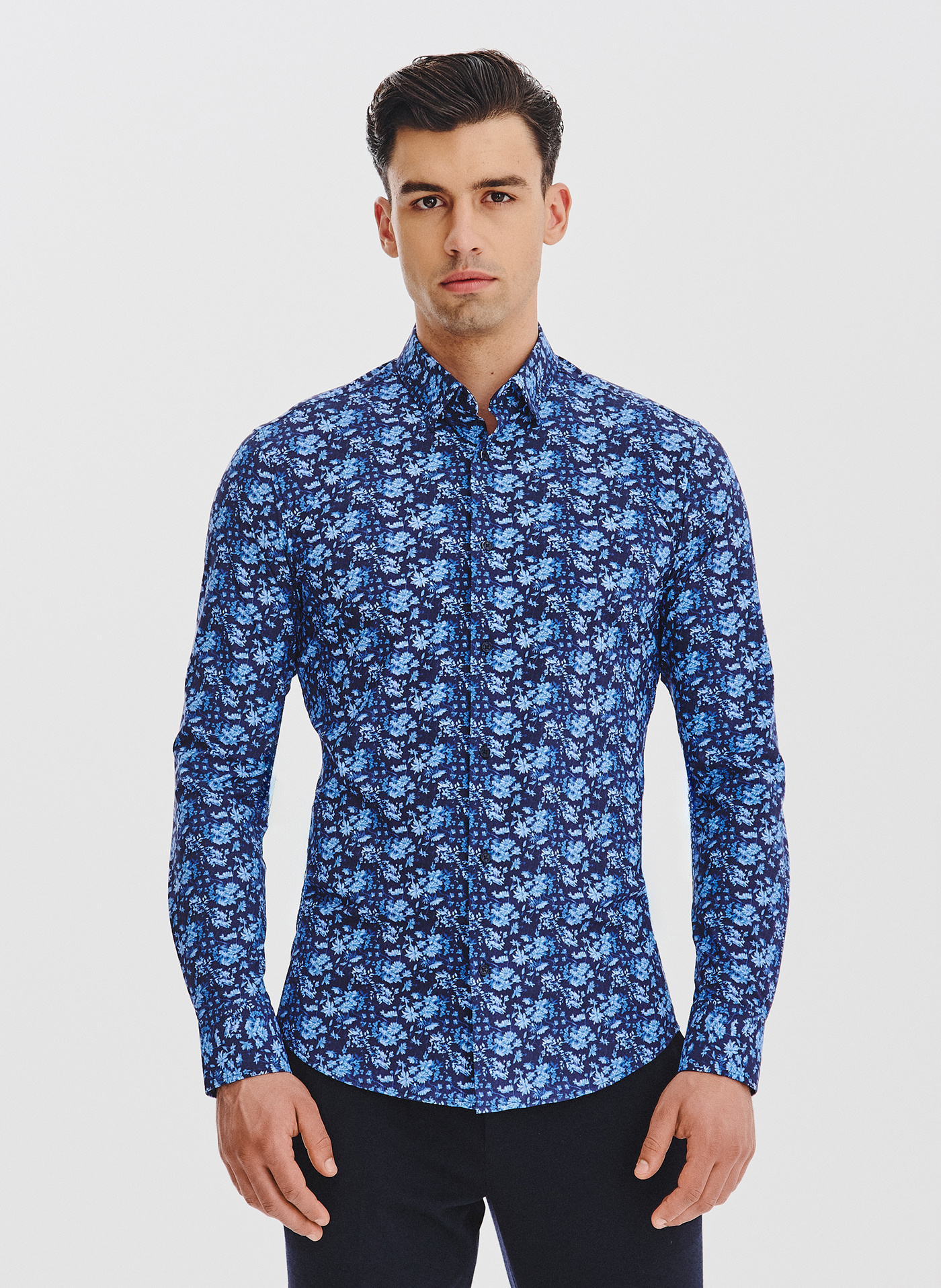 Granatowa dzianinowa koszula w kwiaty - Pako Lorente