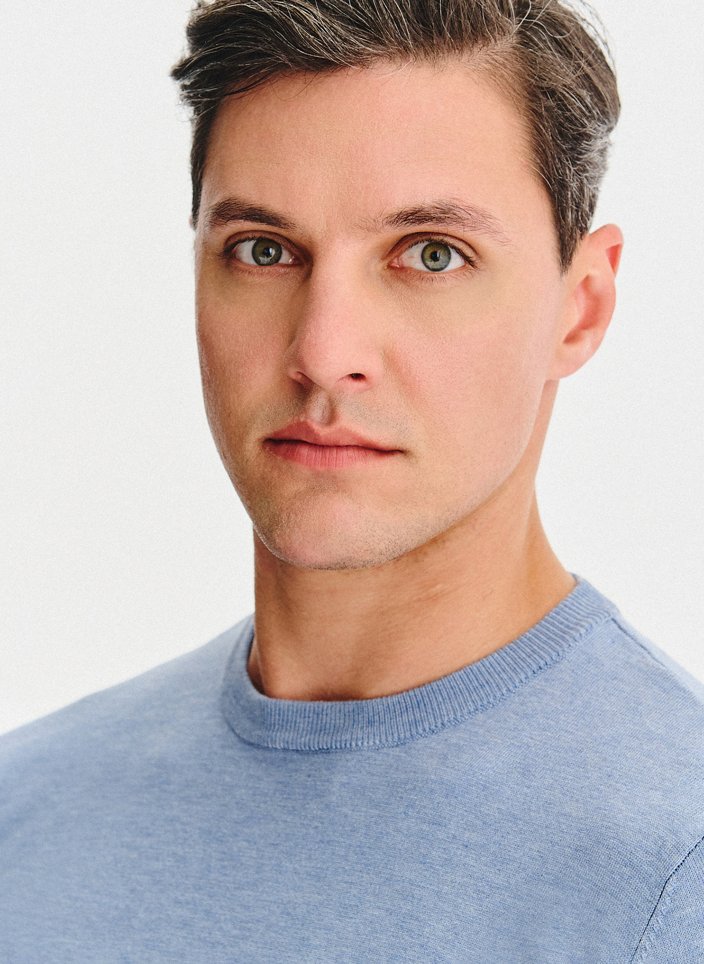 Niebieski sweter męski o-neck - Pako Lorente