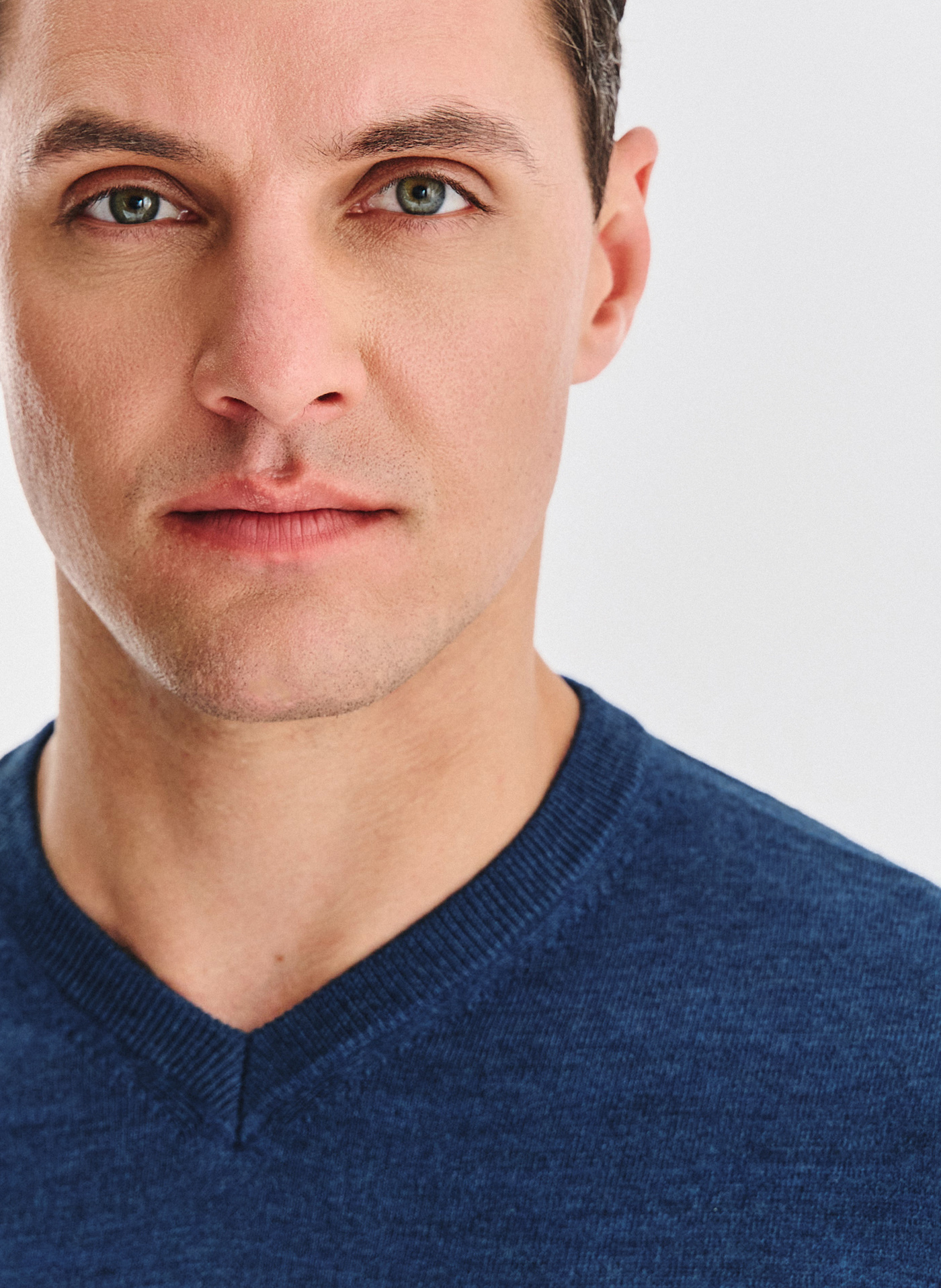 PAKO LORENTE - Wełniany sweter w kolorze granatowym - Pako Lorente