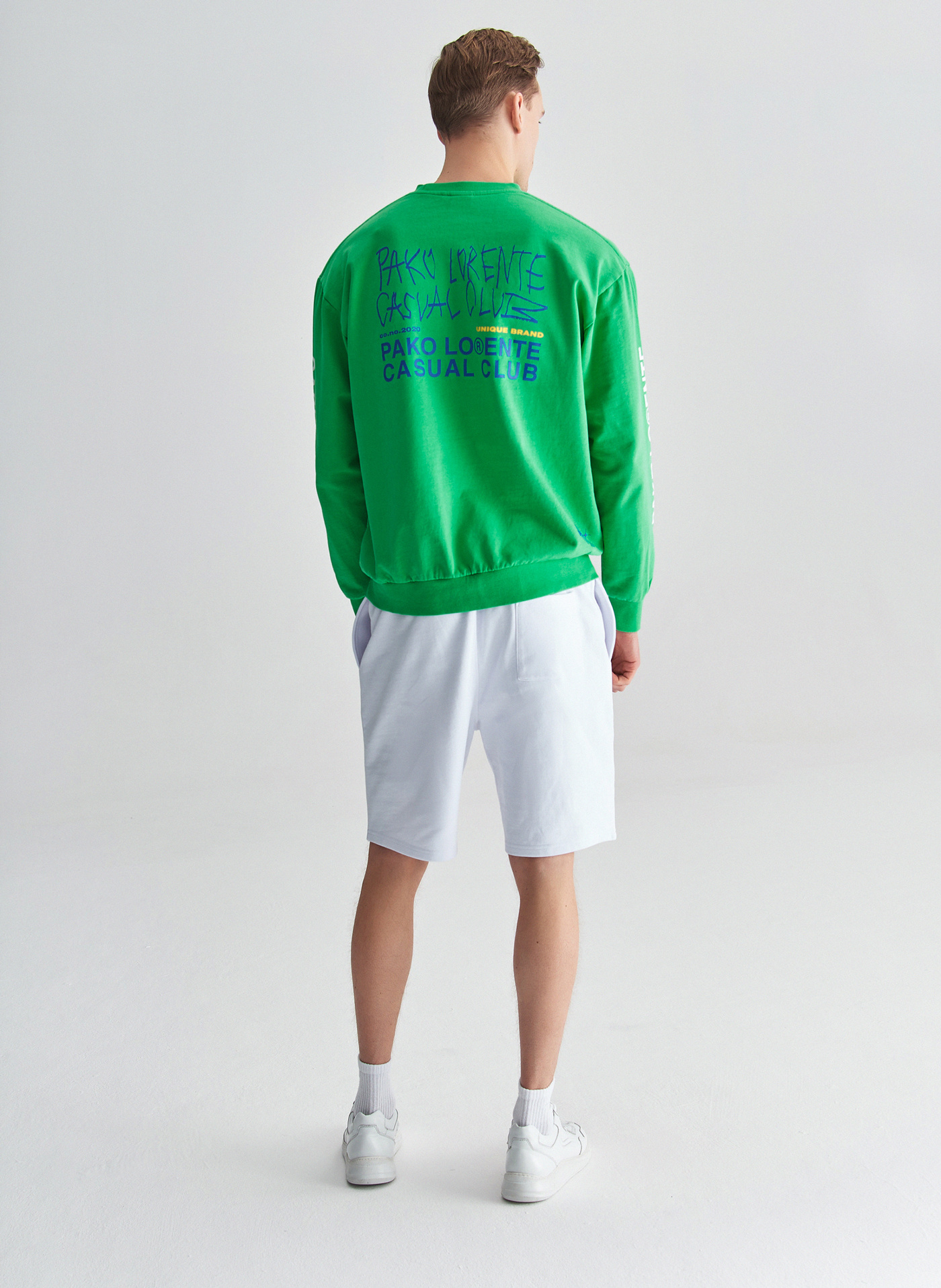 Zielona bluza oversize z okrągłym dekoltem C22SF-2B-002-Z-0 - Pako Lorente