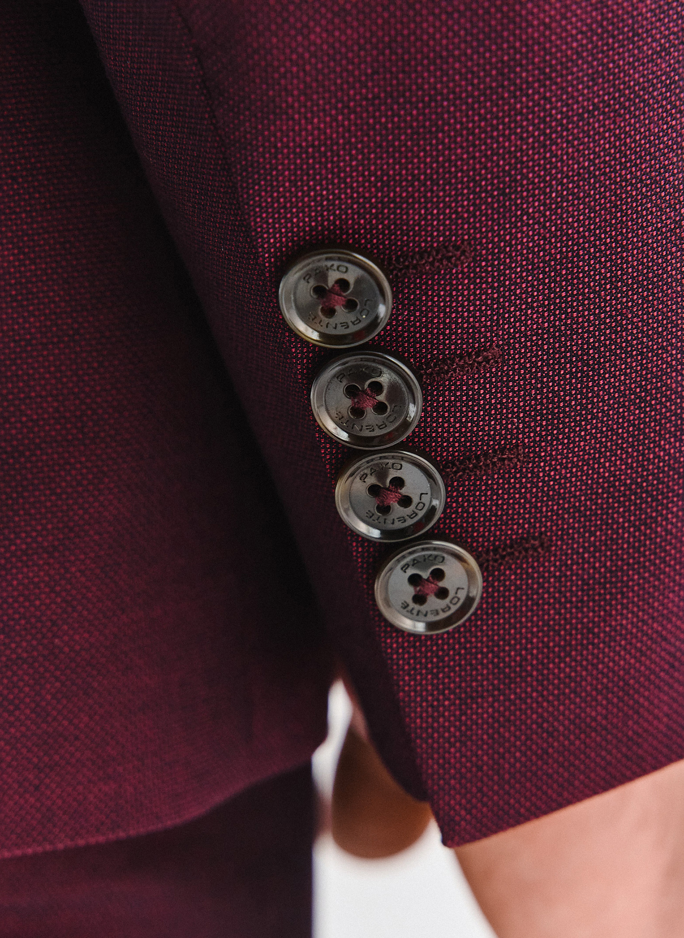 Bordowy garnitur męski - Pako Lorente