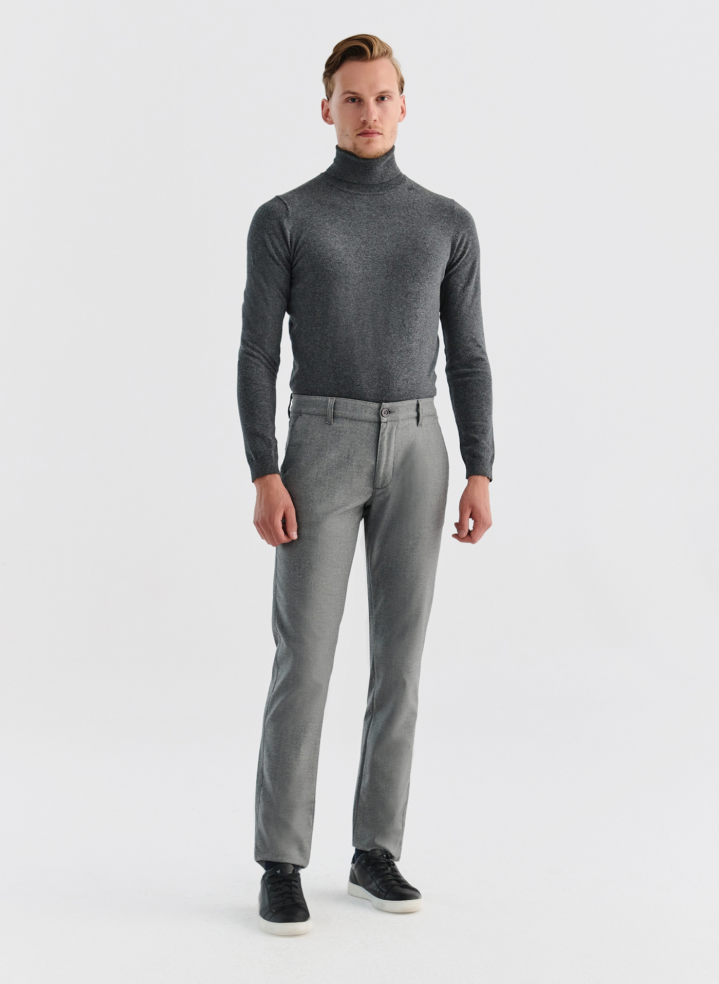 Szare casualowe spodnie męskie P23WF-WX-003-S-S - Pako Lorente