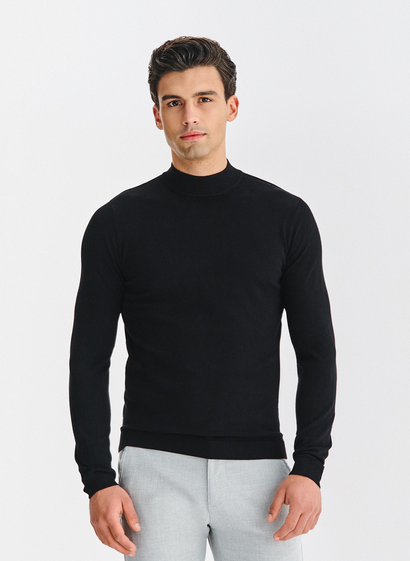 Czarny półgolf męski - Pako Lorente