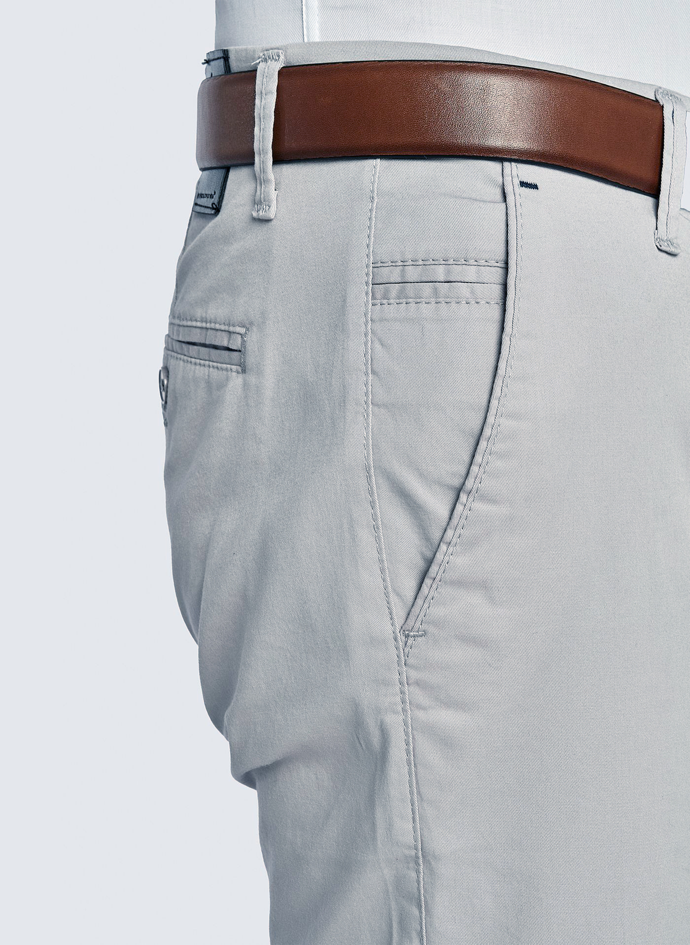 Męskie basicowe spodnie w kolorze szarym P23SB-WX-005-S-0 - Pako Lorente