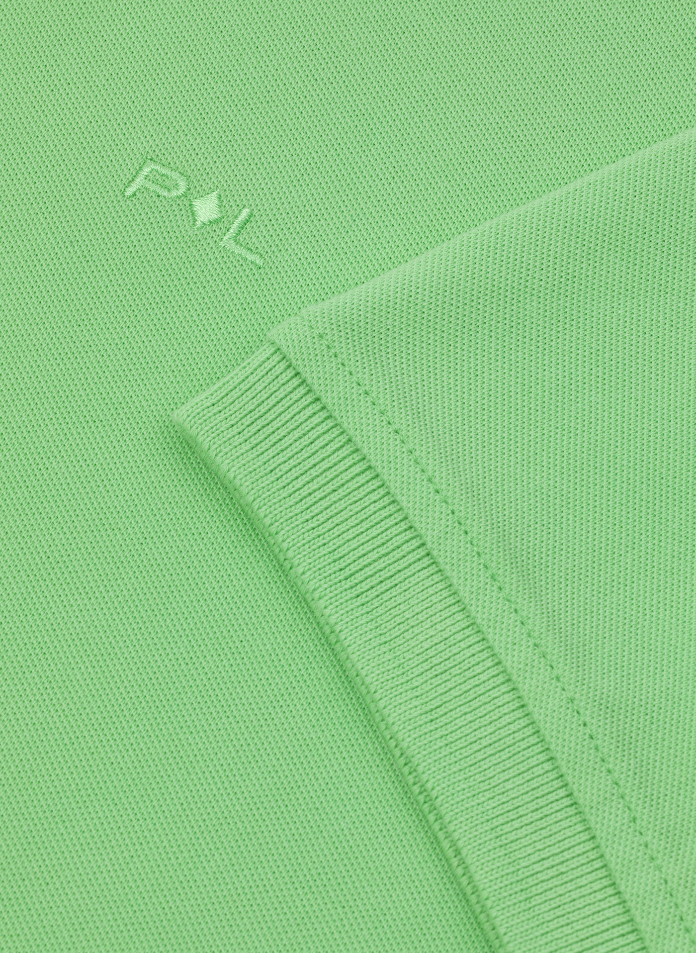 Gładki t-shirt polo w zielonym kolorze - Pako Lorente