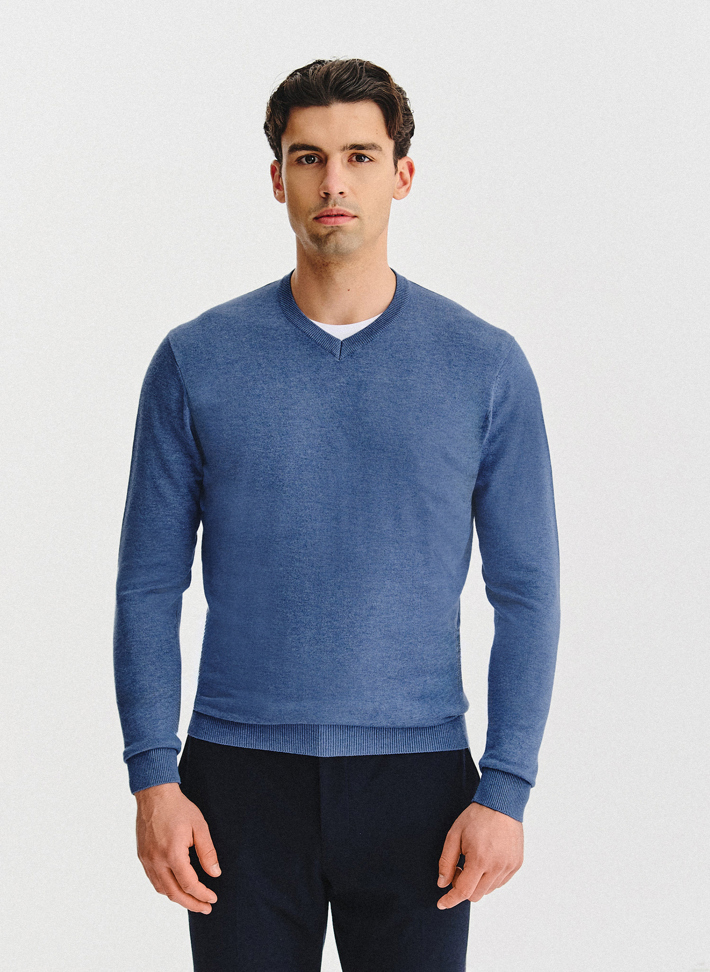 Niebieski sweter męski v-neck - Pako Lorente