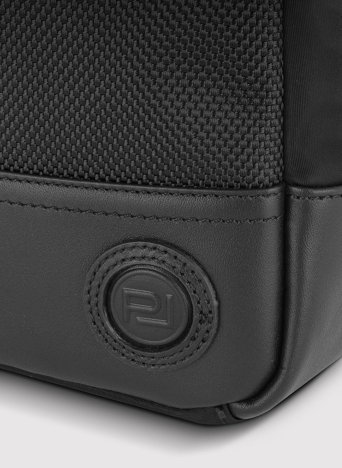 Czarna torba saszetka na ramię - Pako Lorente