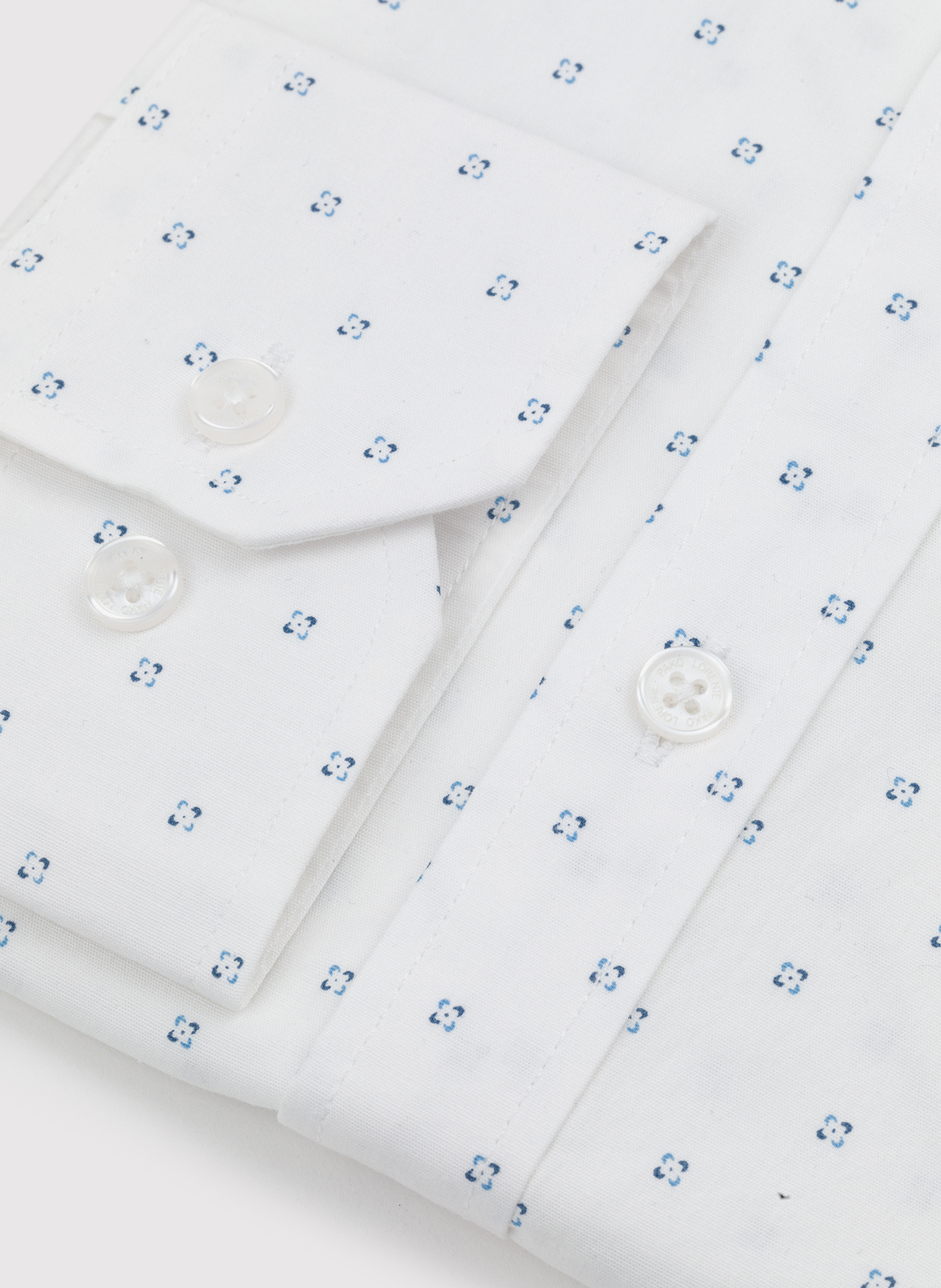 Biała koszula z długimi rękawami w mikrowzór P24SF-1X-023-B-S -Pako Lorente - Pako Lorente