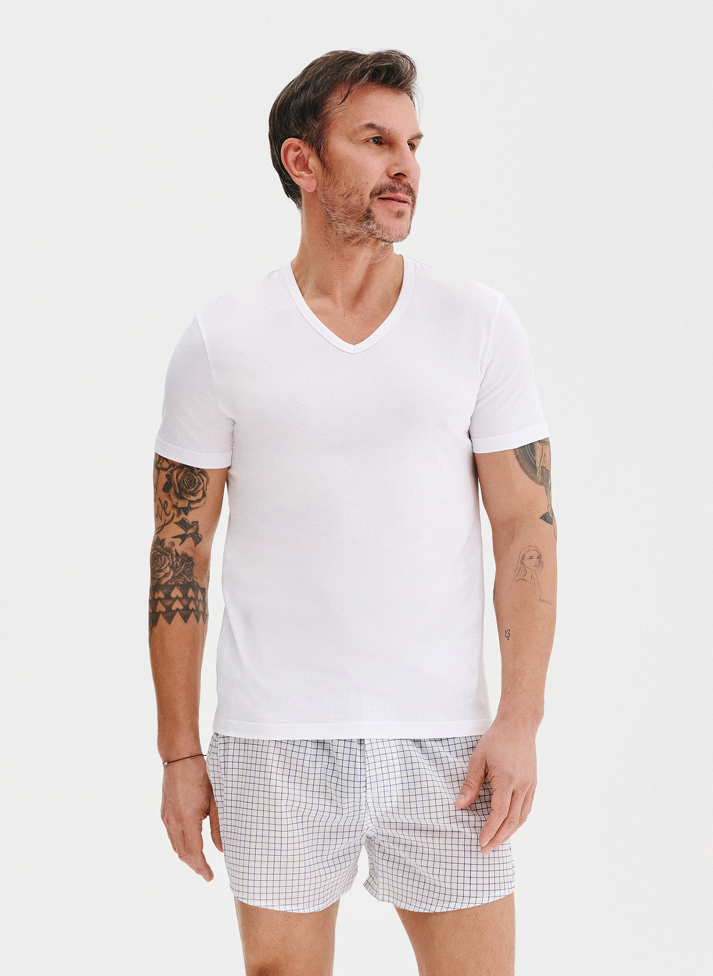 T-shirt v-neck w białym kolorze  dwupak - Pako Lorente