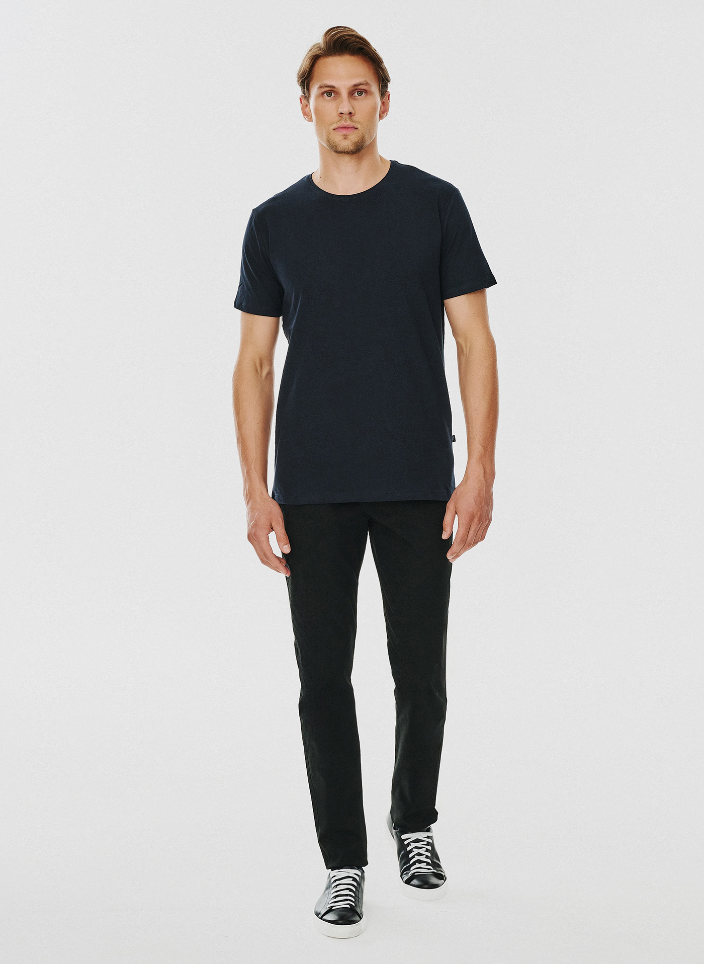 Granatowy gładki T-shirt Basic - Pako Lorente