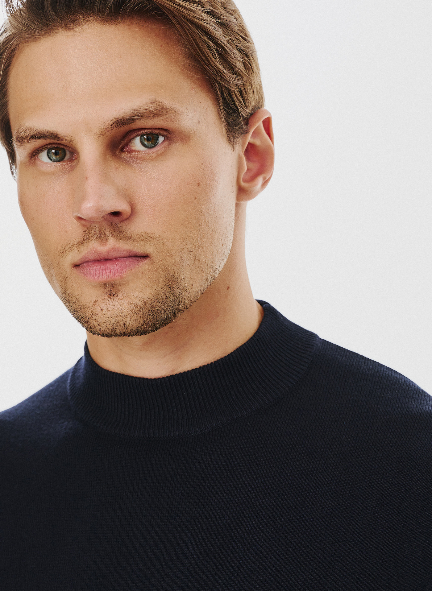 Granatowy gładki półgolf męski - Pako Lorente