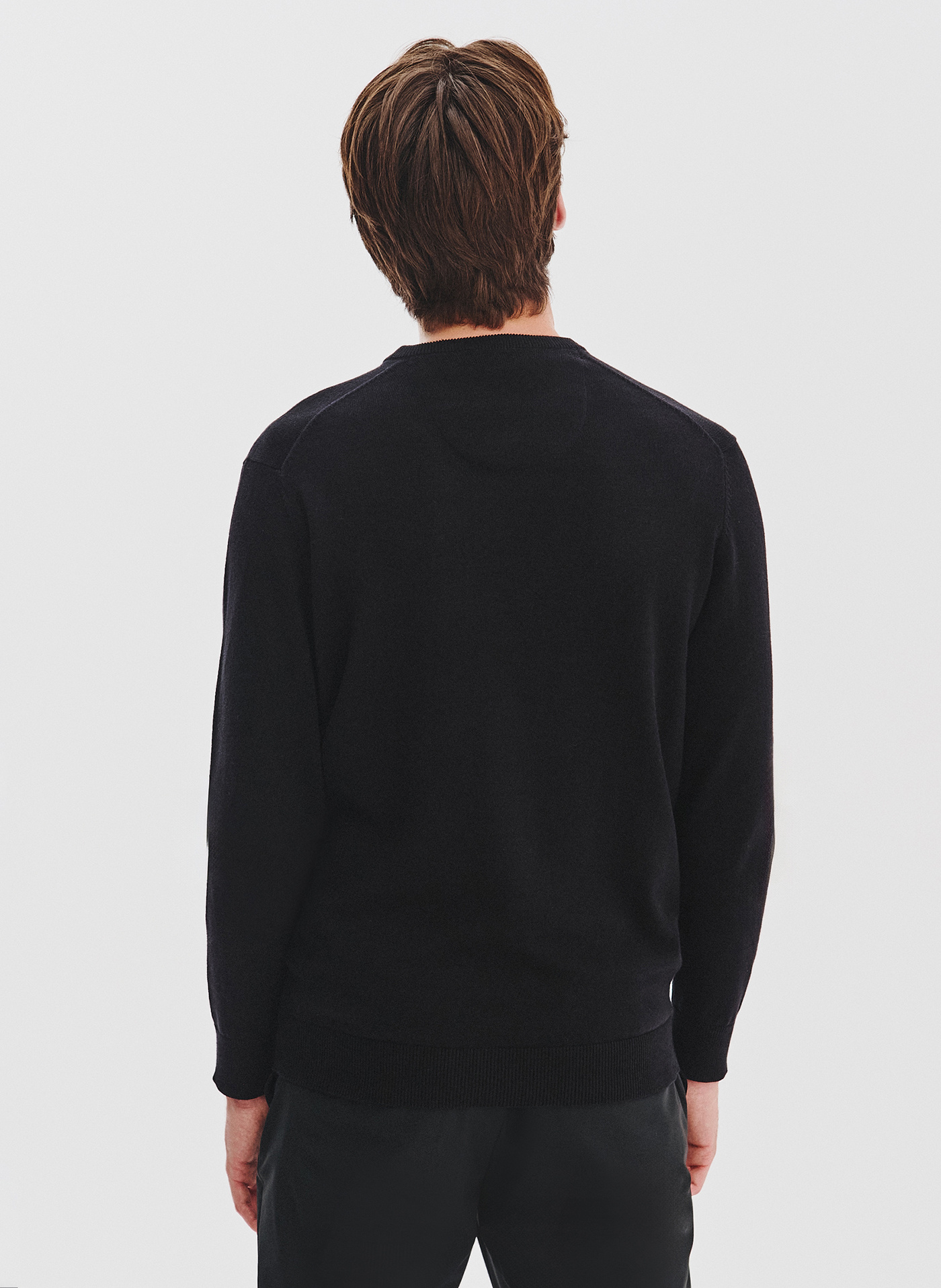 PAKO LORENTE - Czarny sweter męski v-neck - Pako Lorente