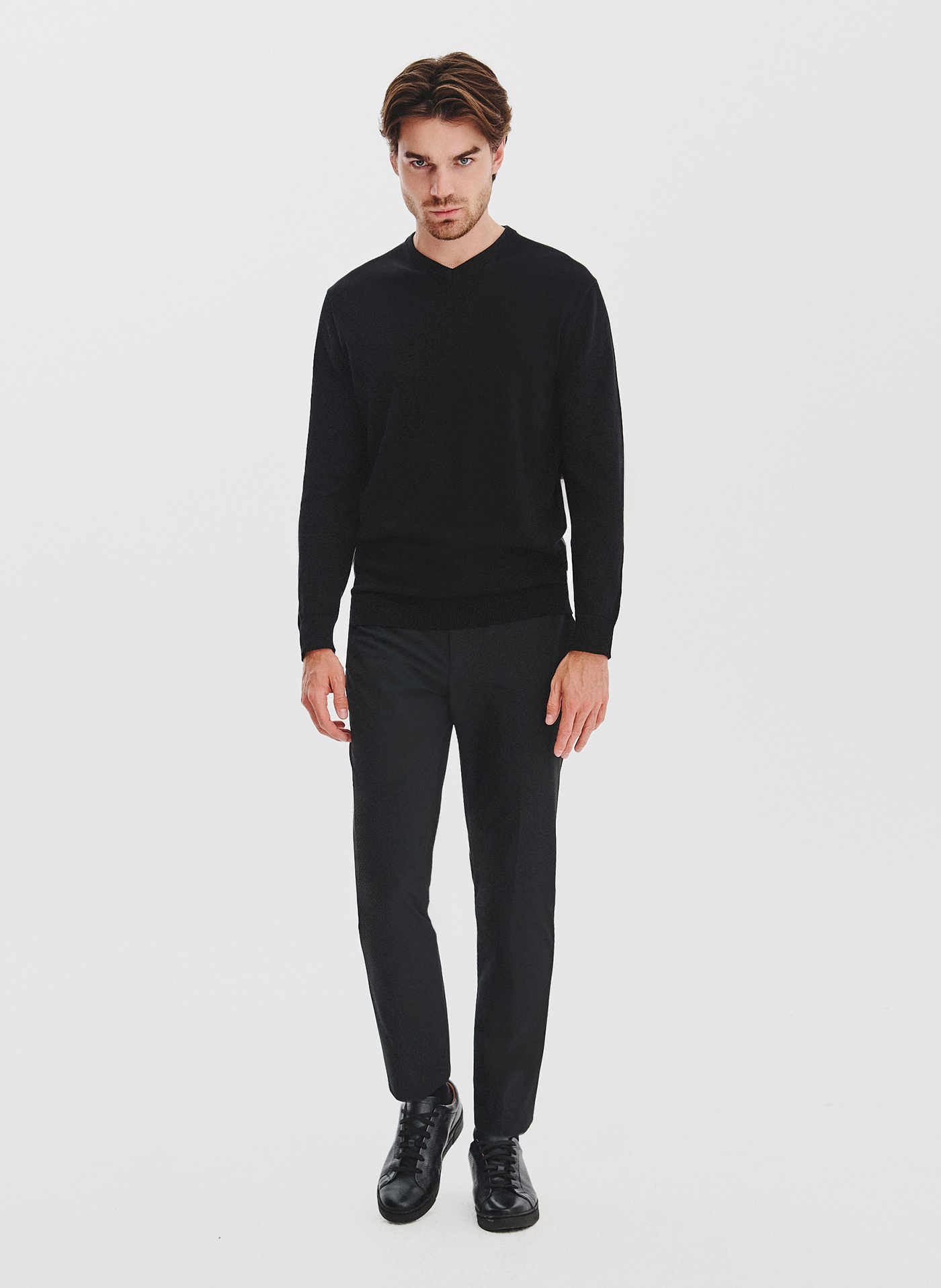 PAKO LORENTE - Czarny sweter męski v-neck - Pako Lorente