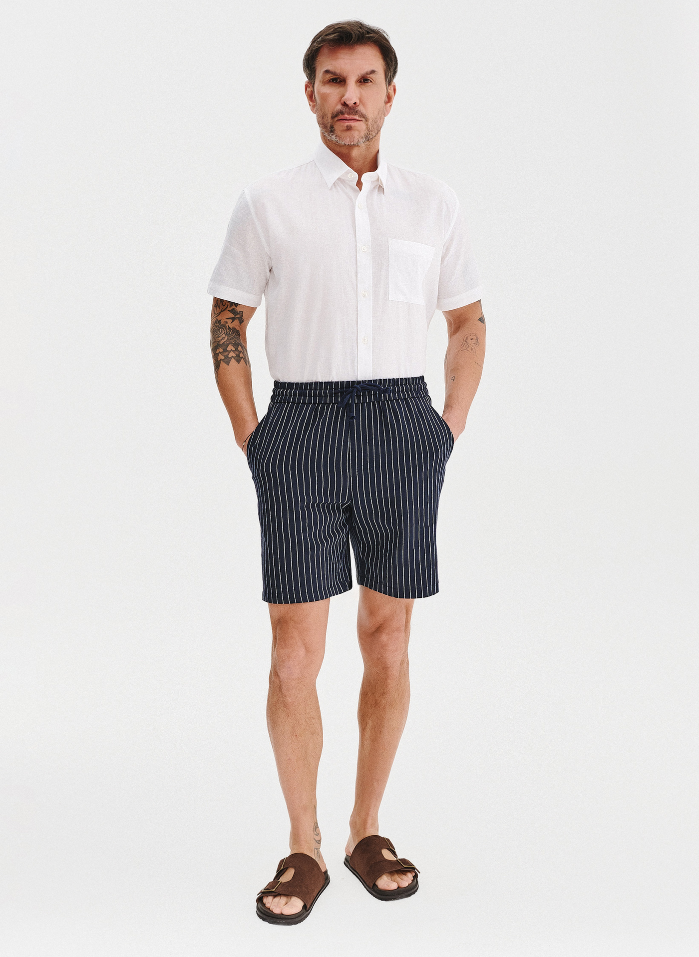 PAKO LORENTE - Granatowe spodenki męskie w prążek z lnem - Pako Lorente