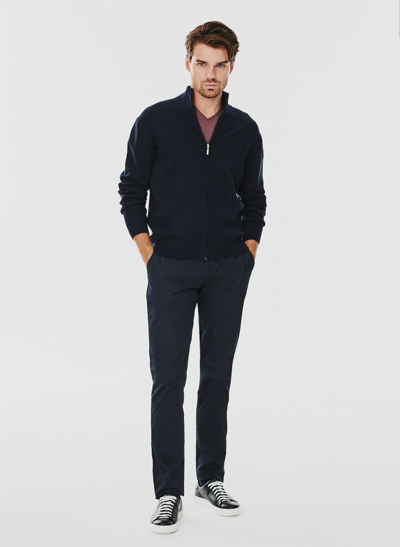 Gładkie spodnie męskie w kolorze granatowym - Pako Lorente