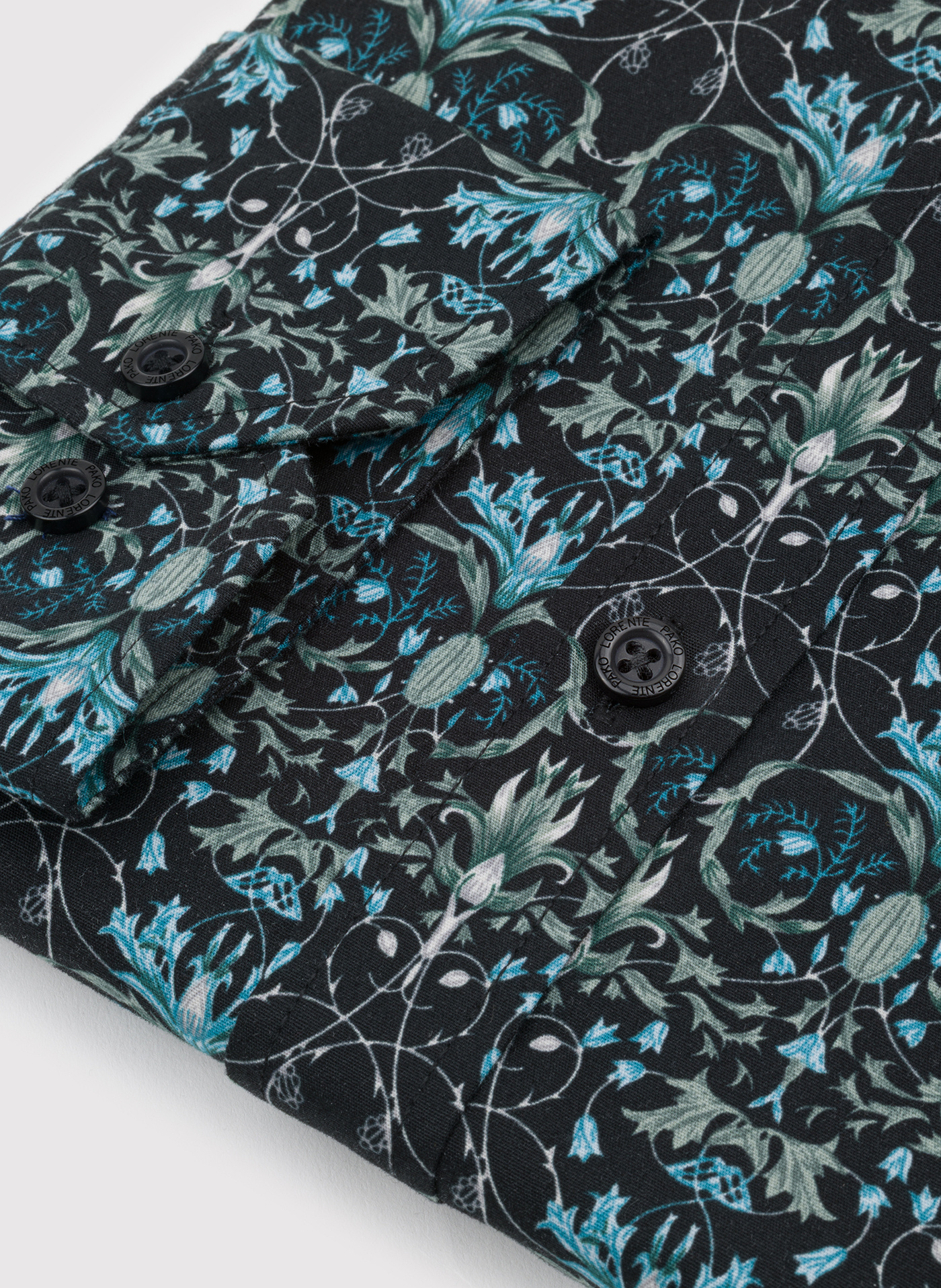 PAKO LORENTE - Czarna koszula w turkusowe kwiaty - Pako Lorente
