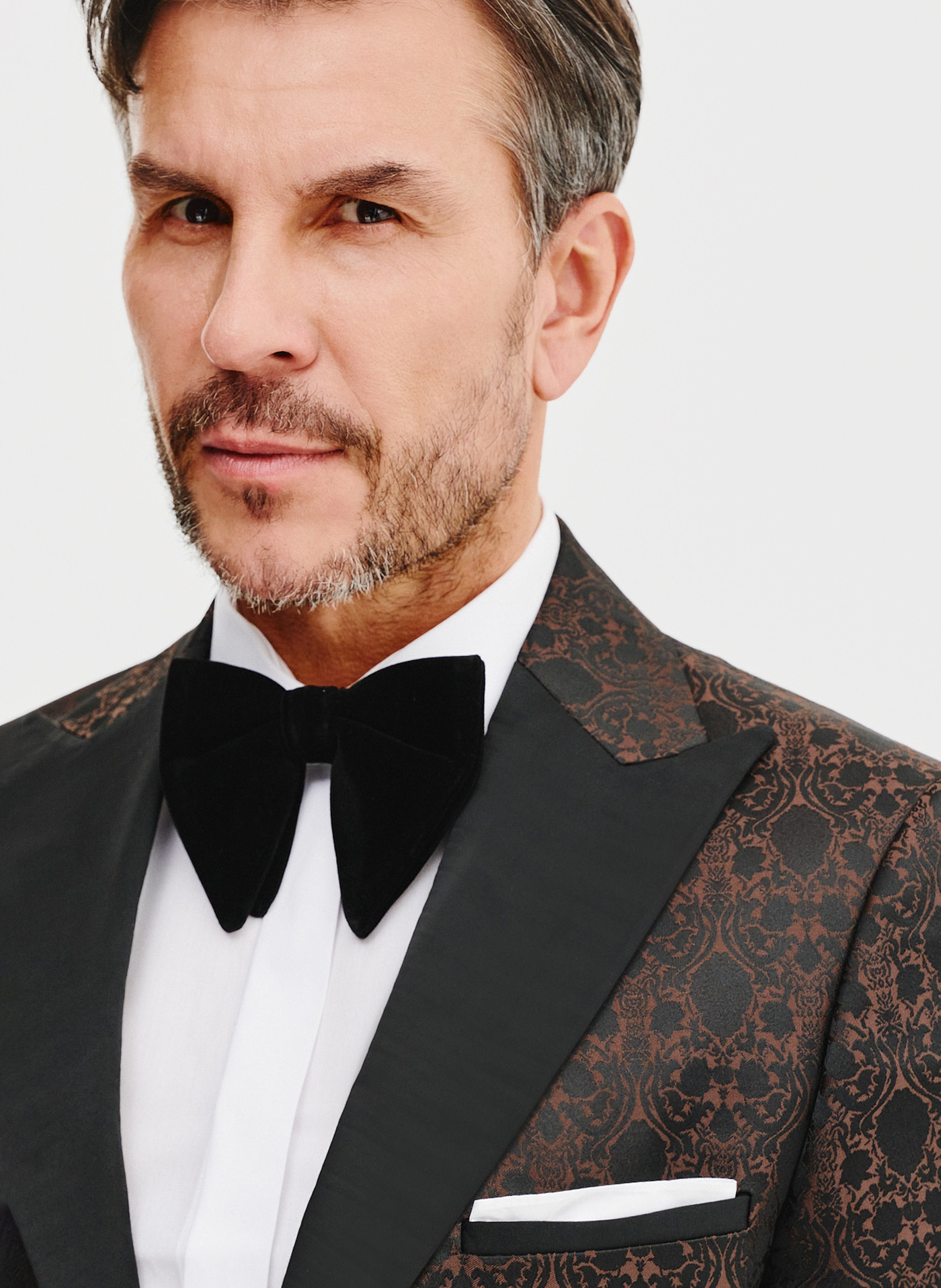 Brązowa żakardowa marynarka smokingowa - Pako Lorente