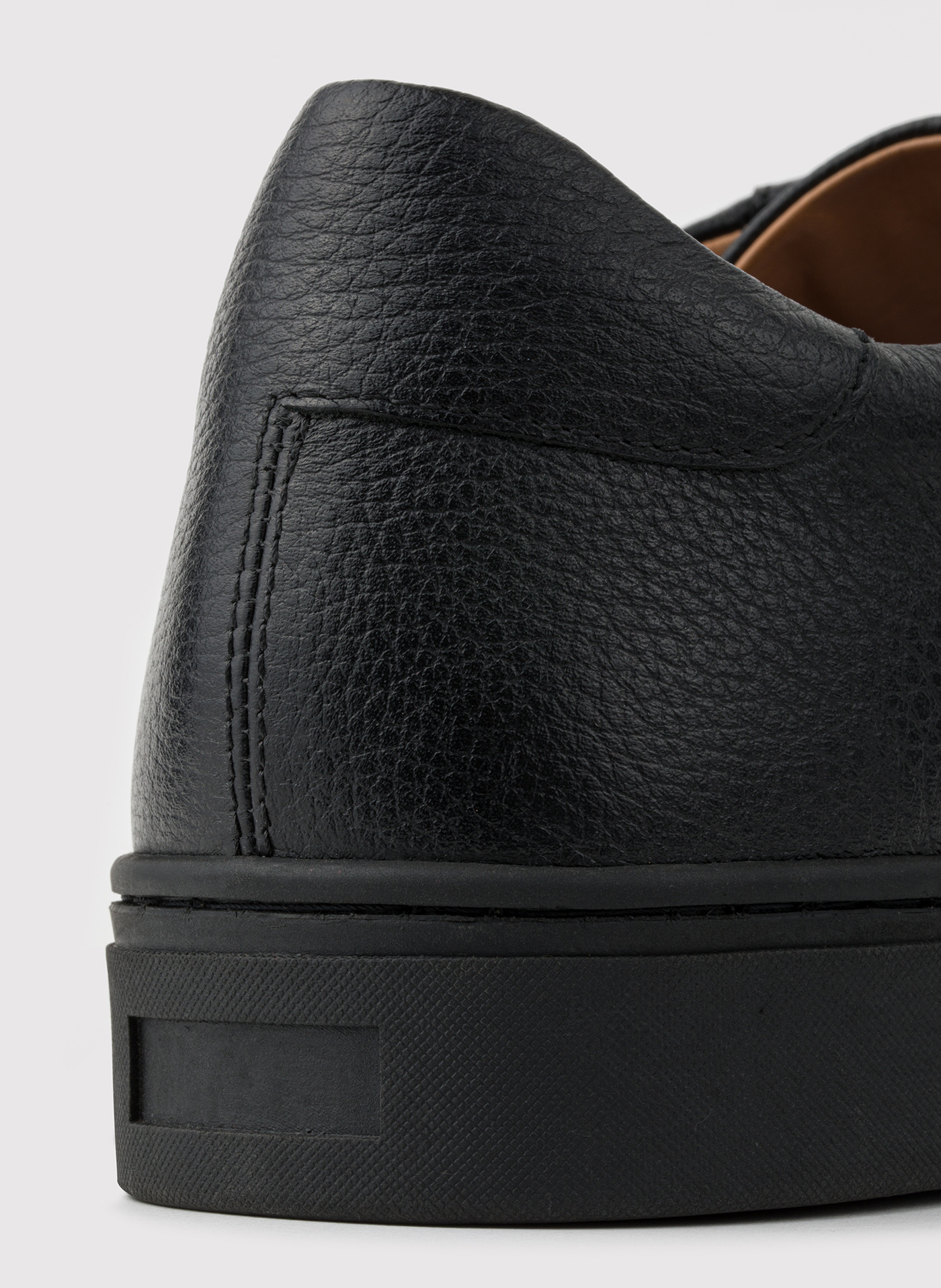 PAKO LORENTE - Czarne sneakersy męskie - Pako Lorente