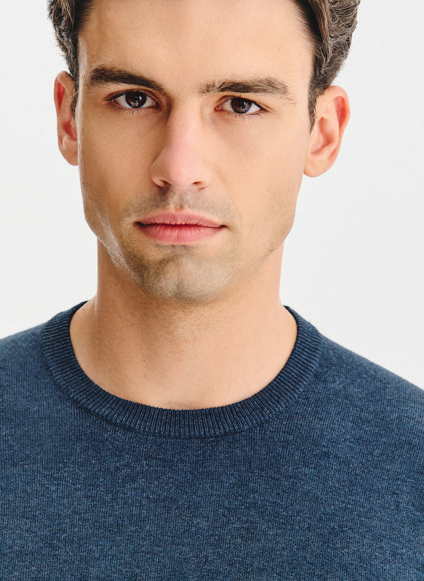 Ciemnoniebieski sweter męski - Pako Lorente