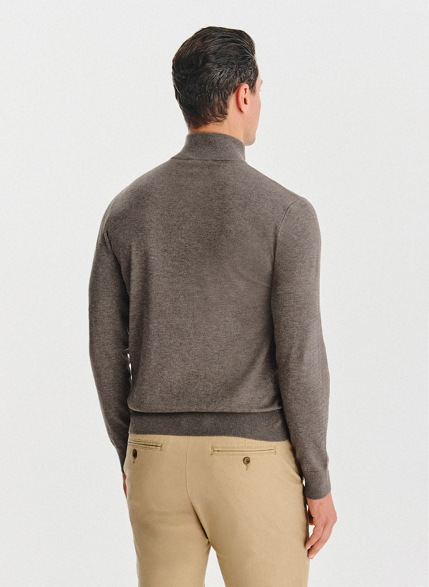 Brązowy sweter z rozpinaną stójką - Pako Lorente