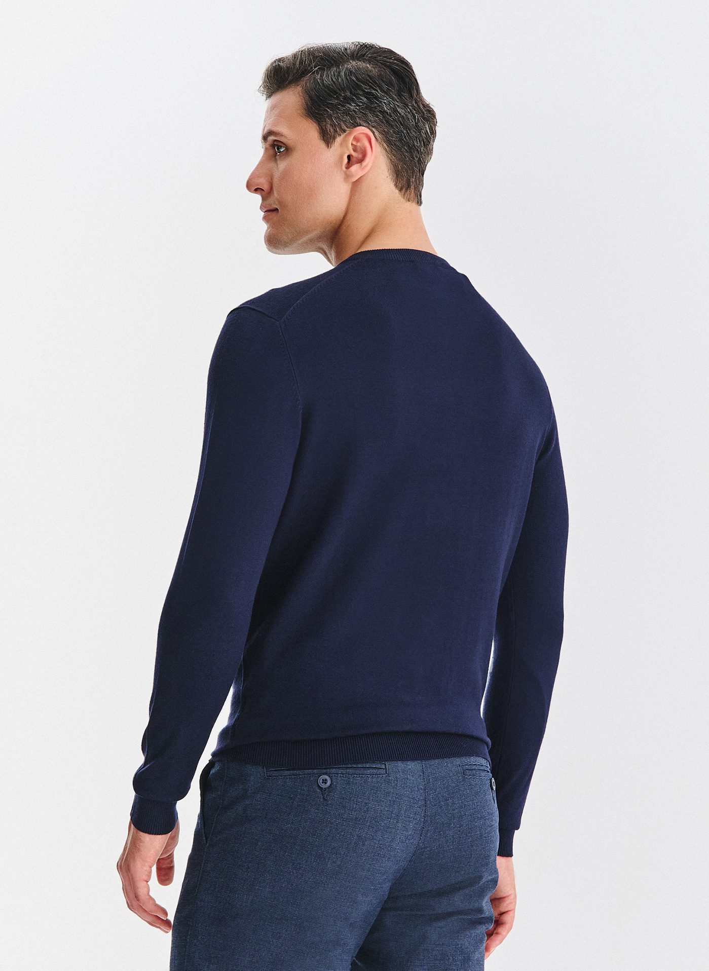 PAKO LORENTE - ranatowy sweter męski v-neck - Pako Lorente