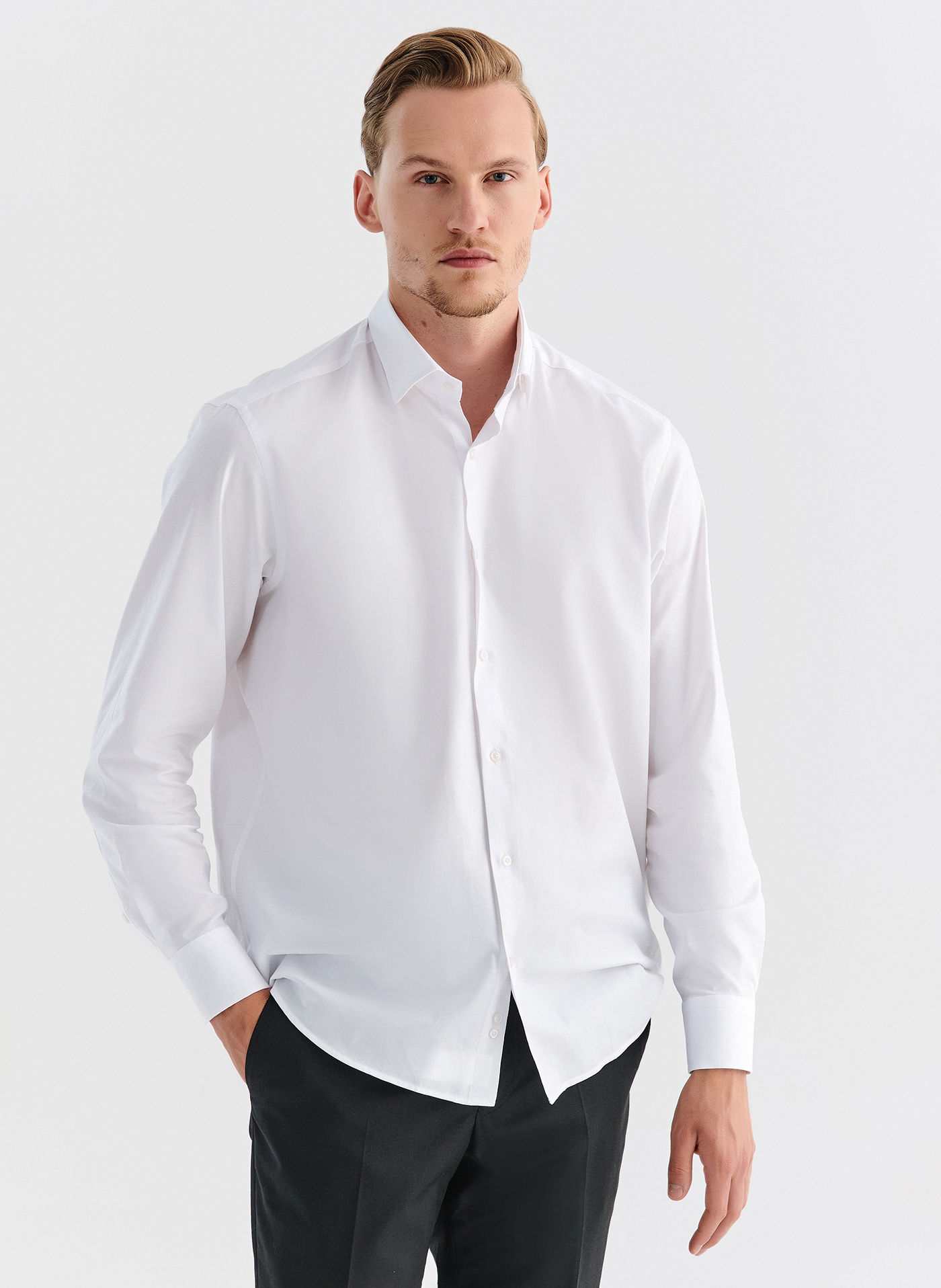 Koszula męska w kolorze białym P000B-1X-057-B-R - Pako Lorente