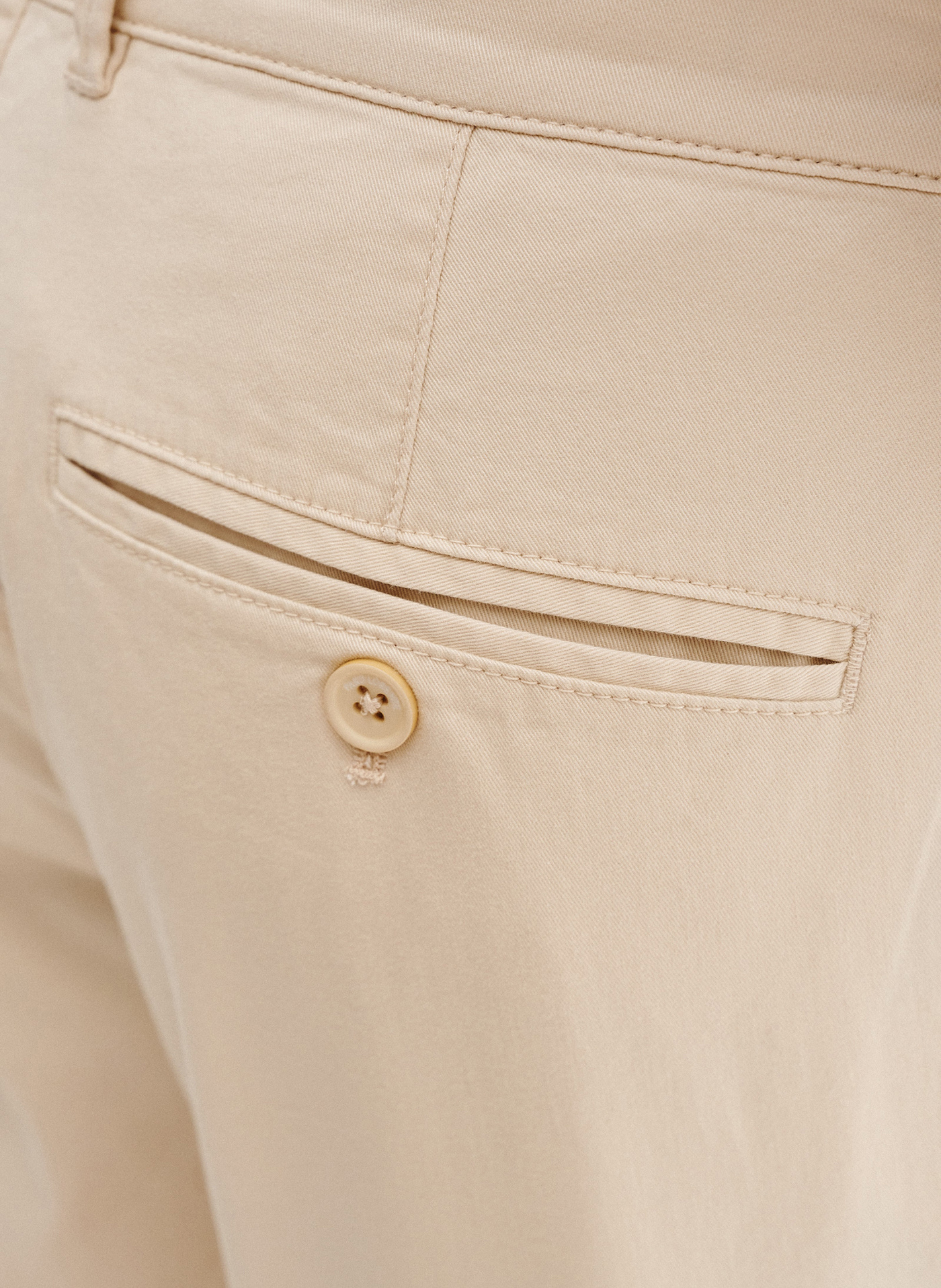 PAKO LORENTE - Beżowe szorty męskie - Pako Lorente