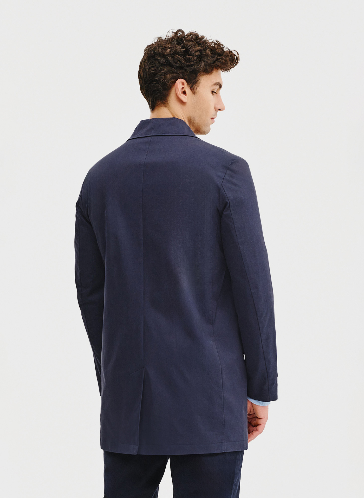 Wiosenny płaszcz męski w kolorze granatowym - Pako Lorente